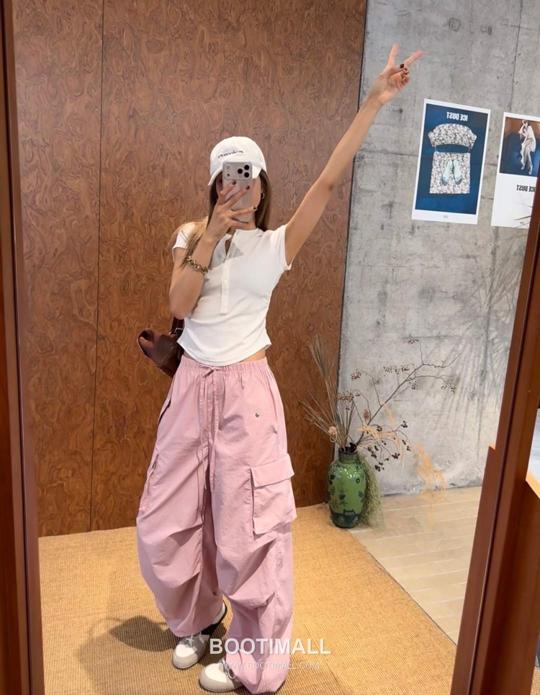 Thom Browne SS26 Cotton Ruffle Detachable Wide Pants 톰브라운 SS26 코튼 프릴 탈부착 와이드 블랙 팬츠 8