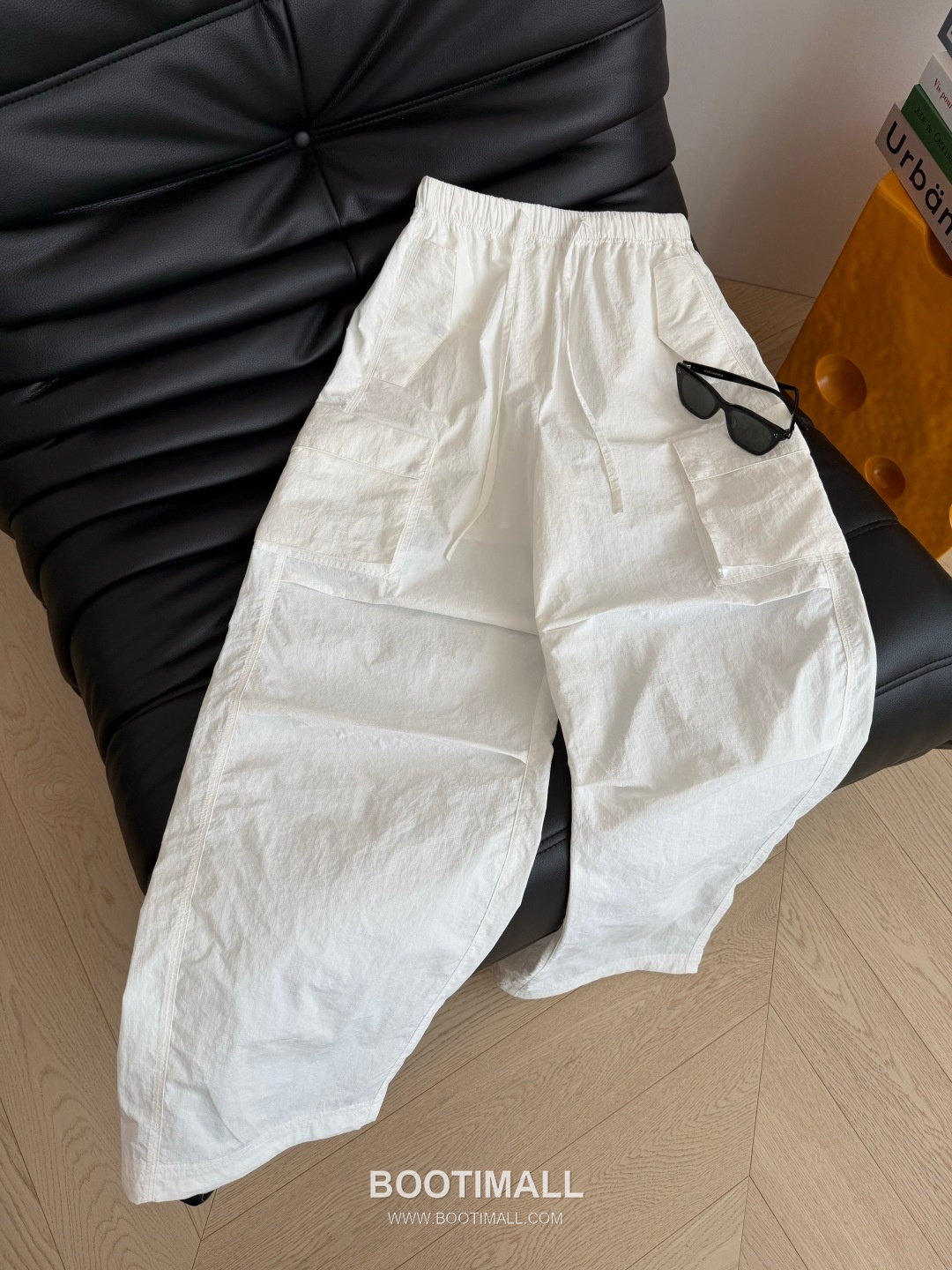 Thom Browne SS26 Cotton Ruffle Detachable Wide Pants 톰브라운 SS26 코튼 프릴 탈부착 와이드 블랙 팬츠 12