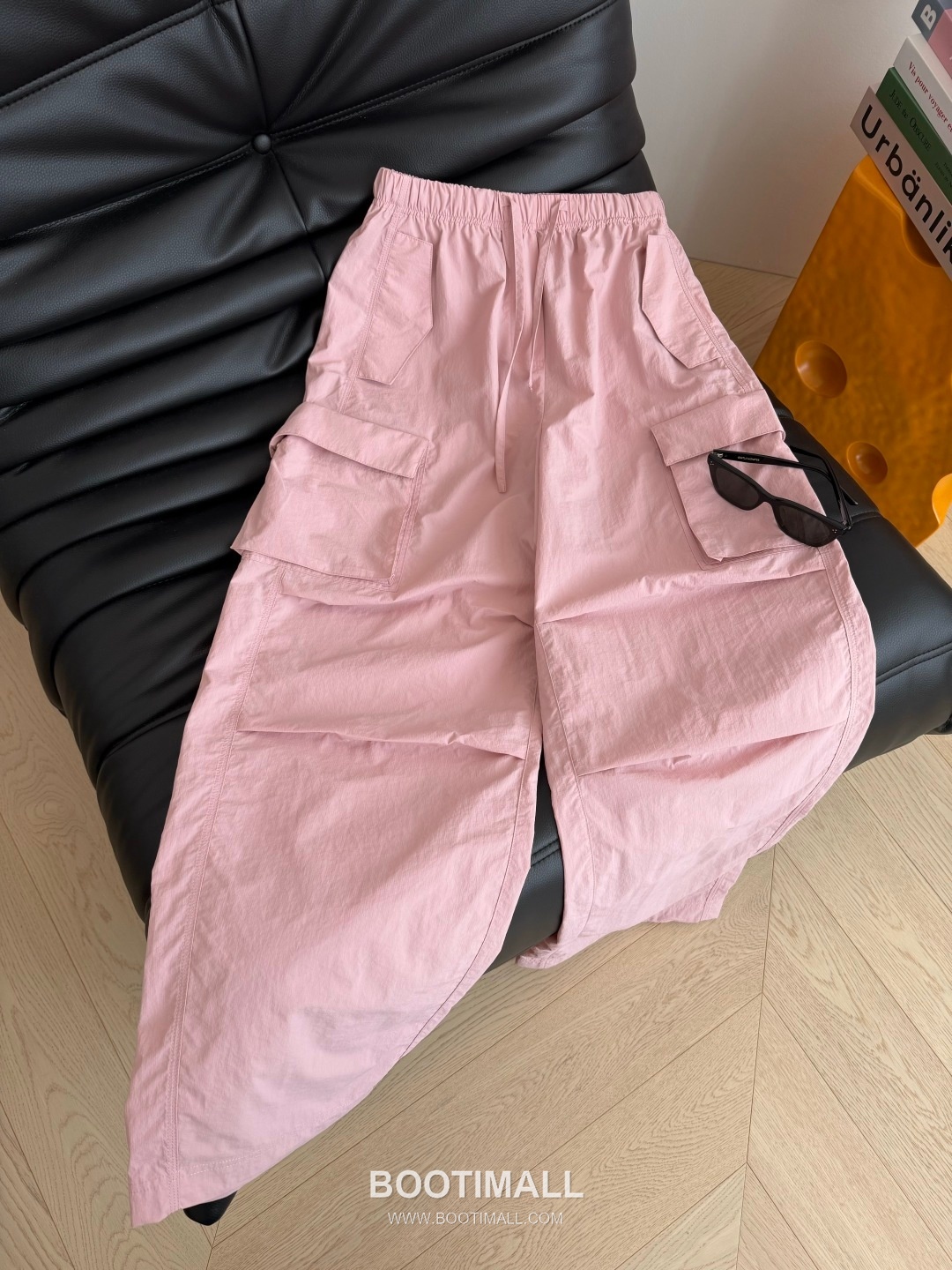 Thom Browne SS26 Cotton Ruffle Detachable Wide Pants 톰브라운 SS26 코튼 프릴 탈부착 와이드 블랙 팬츠 16