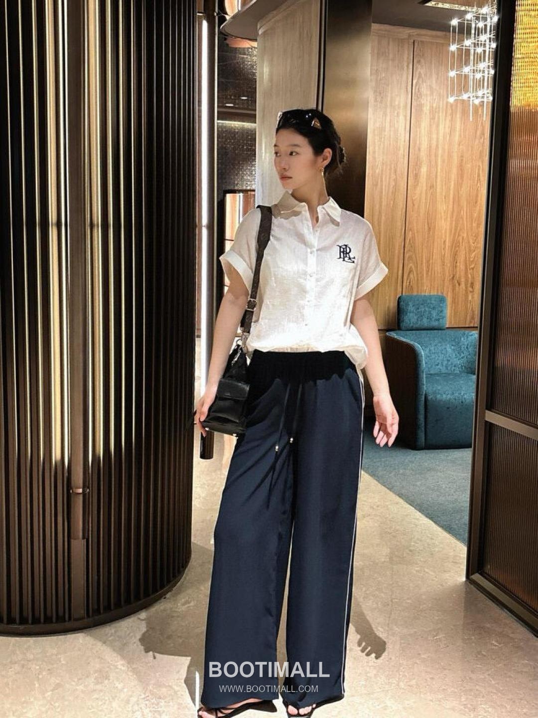 Loewe SS26 Linen Tencel Logo Embroidered Shirt 로에베 SS26 린넨 텐셀 로고 자수 화이트 셔츠 7