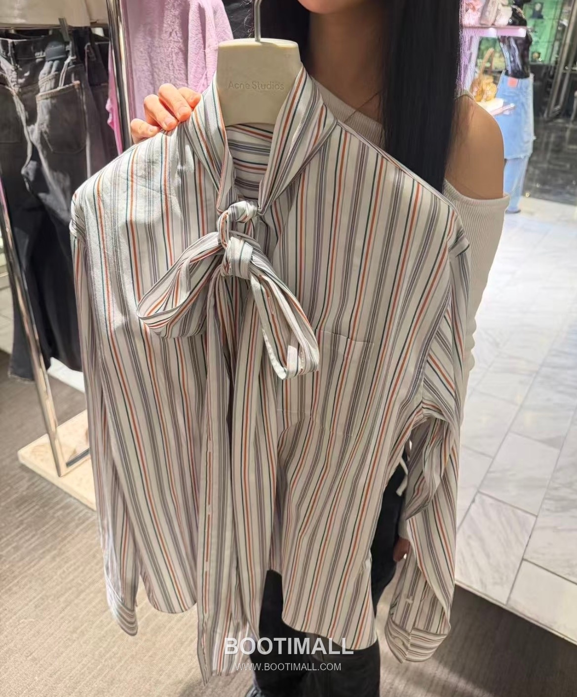 Acne Studios SS26 Cotton Striped Ribbon Tie Shirt 아크네스튜디오 SS26 코튼 스트라이프 리본 타이 화이트 셔츠 5