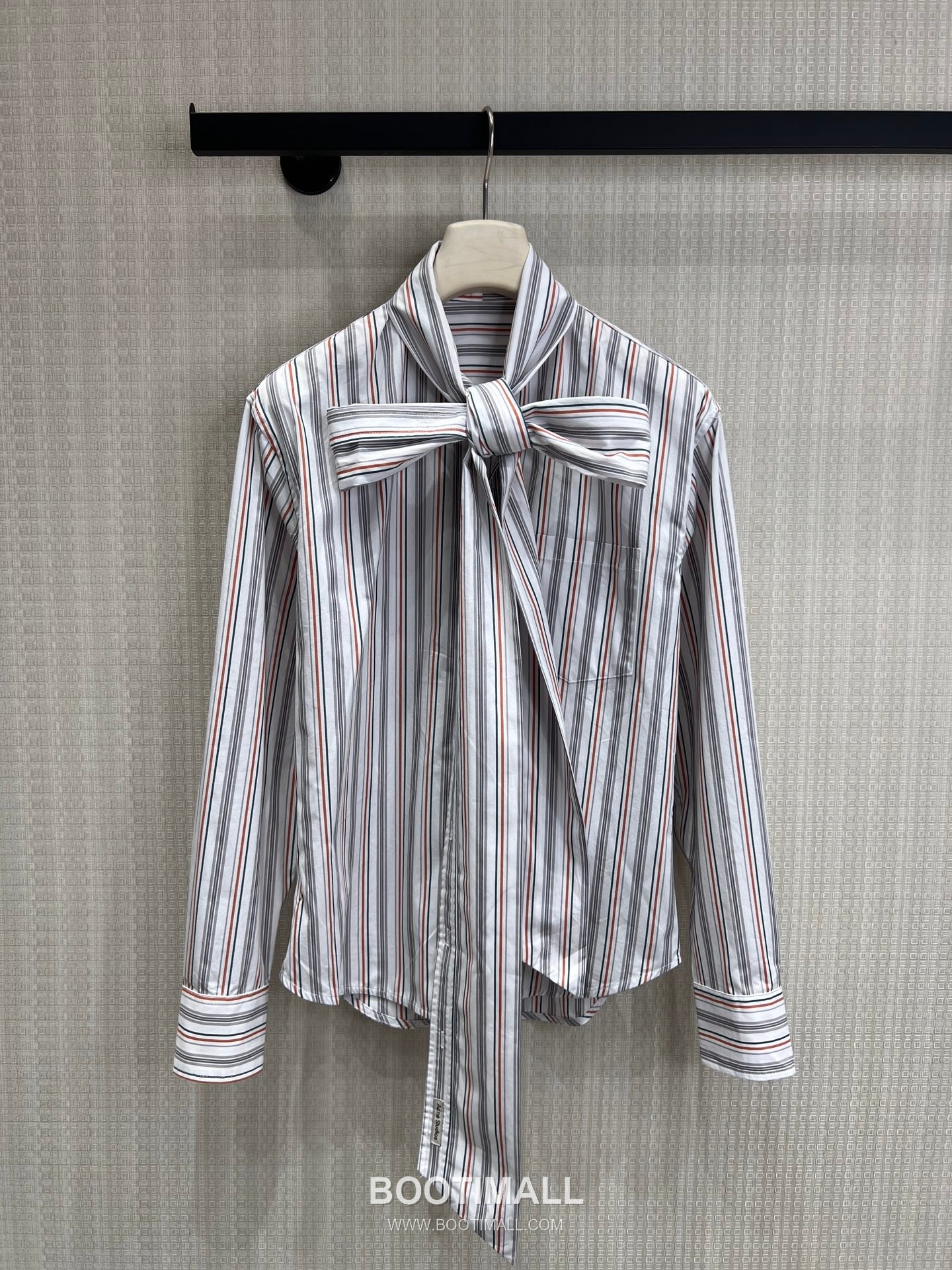 Acne Studios SS26 Cotton Striped Ribbon Tie Shirt 아크네스튜디오 SS26 코튼 스트라이프 리본 타이 화이트 셔츠 7