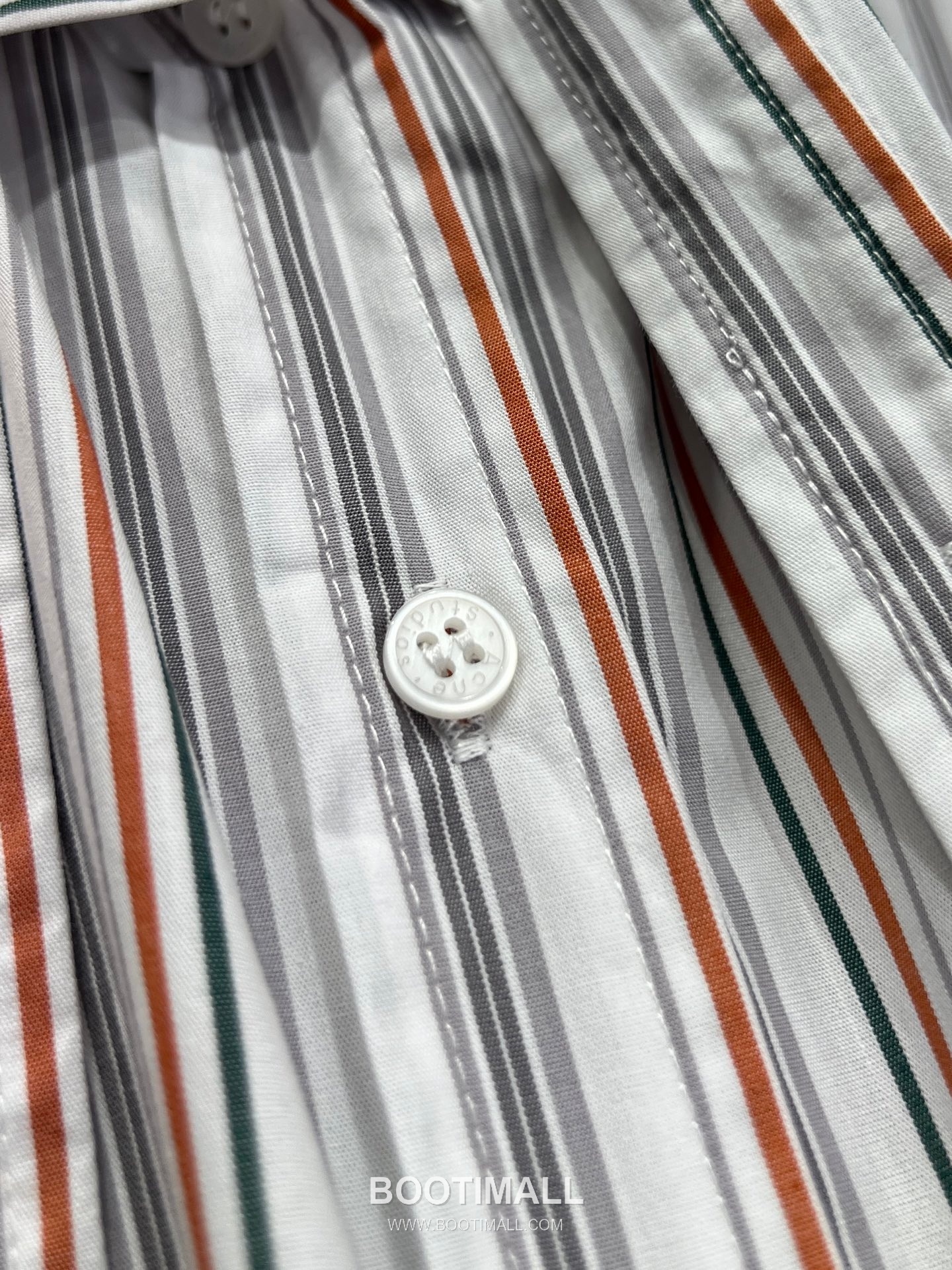 Acne Studios SS26 Cotton Striped Ribbon Tie Shirt 아크네스튜디오 SS26 코튼 스트라이프 리본 타이 화이트 셔츠 11