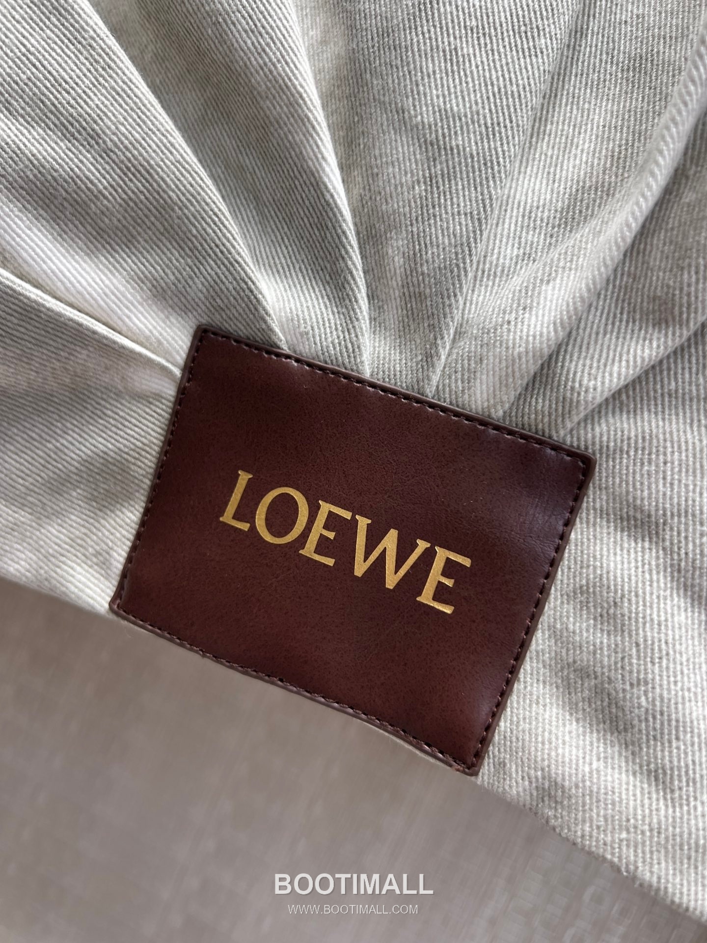 Loewe SS26 Cotton Tie-Dye Pleated Zip Jacket 로에베 SS26 코튼 타이다이 플리츠 집업 그레이 재킷 15