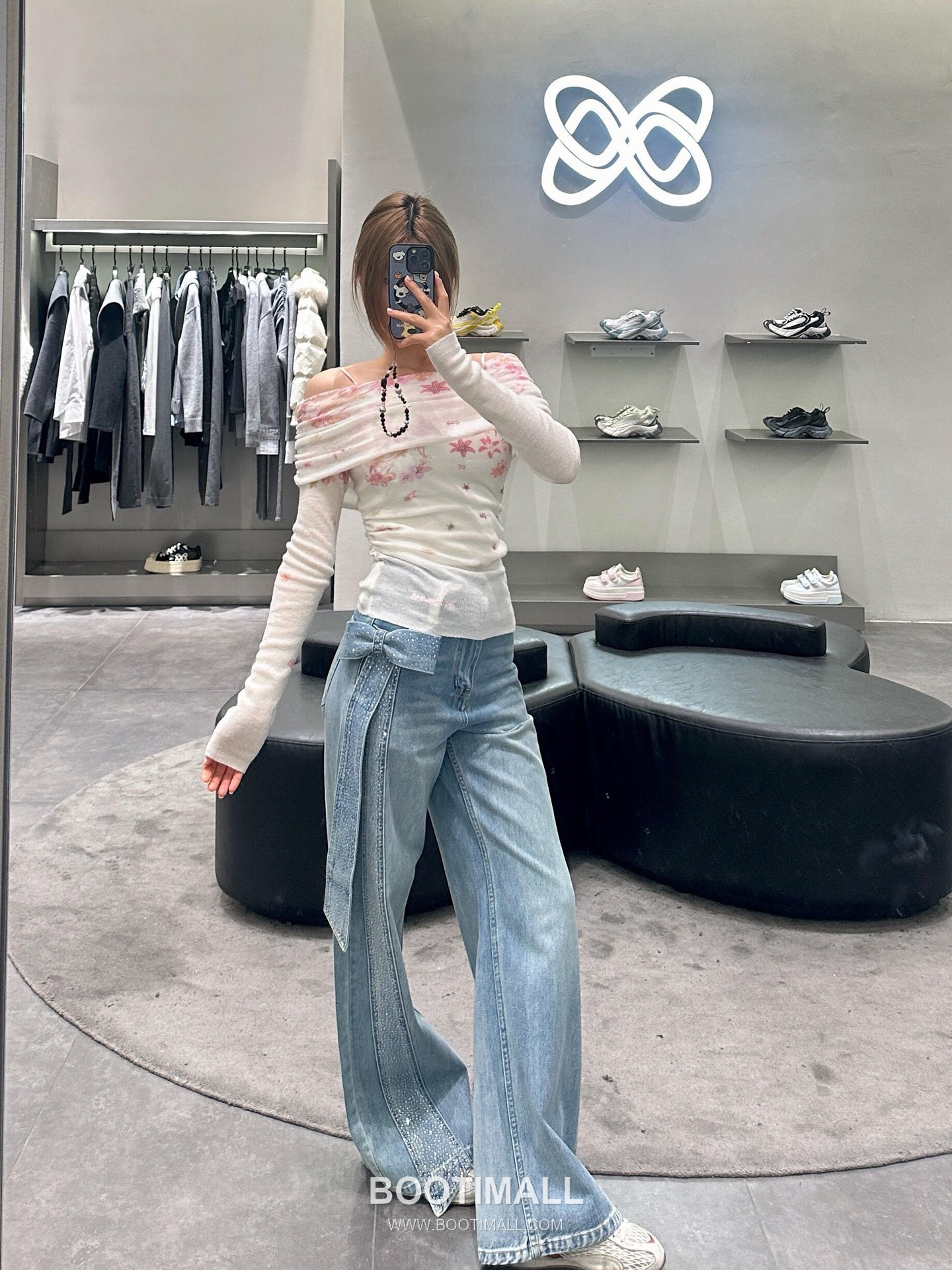 Ann Demeulemeester SS26 Cotton Bow Rhinestone Wide Denim Pants 앤드뮐미스터 SS26 코튼 리본 라인스톤 와이드 블루 팬츠 7