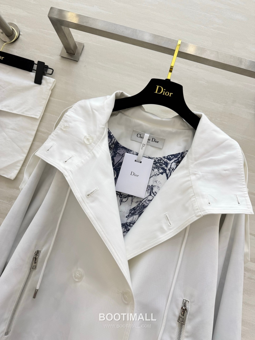 Dior SS26 Nylon Hooded Windbreaker Zip Jacket 디올 SS26 나일론 후드 집업 블랙 재킷 8