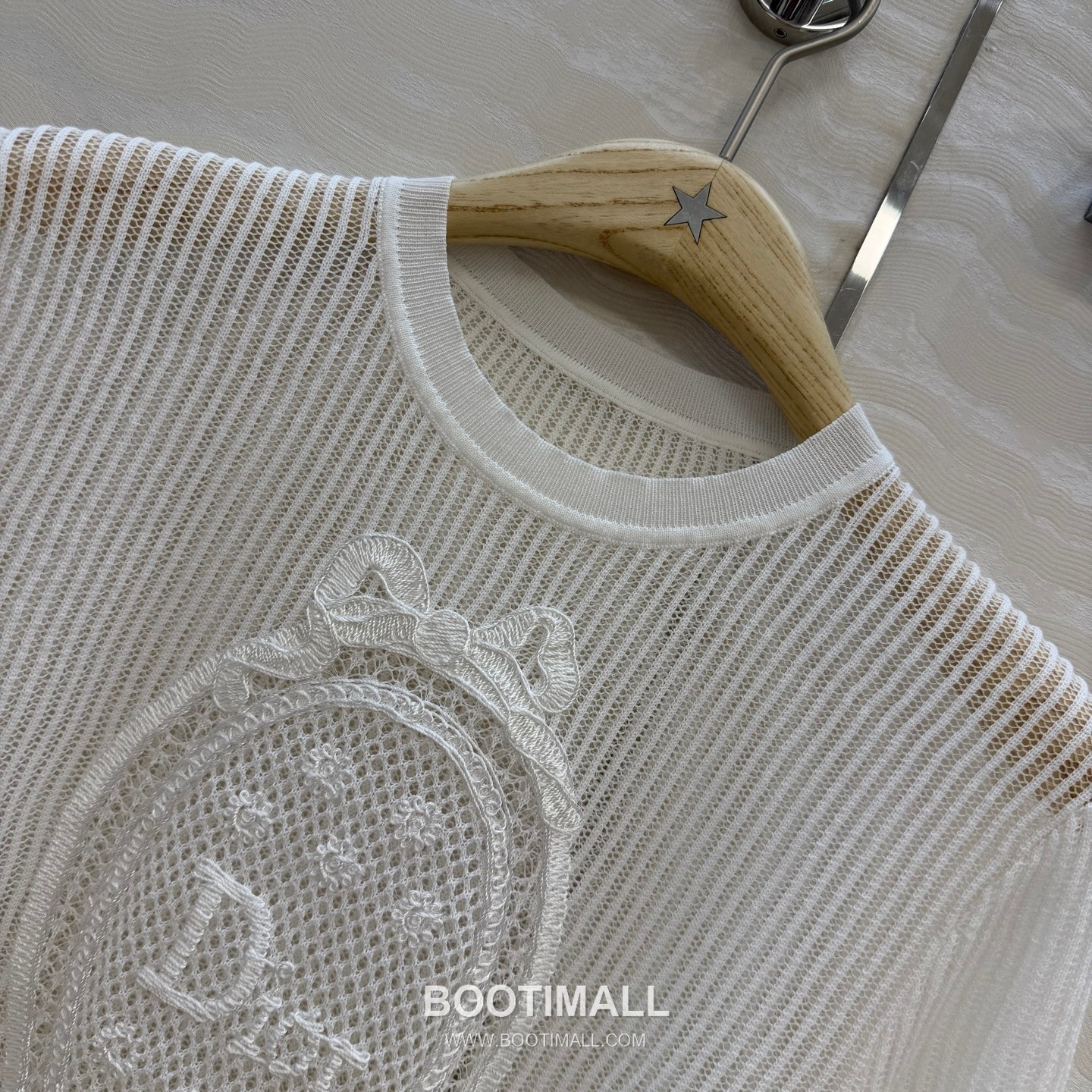 Dior SS26 Cotton Lace Embroidered Short Sleeve Blouse 디올 SS26 코튼 레이스 자수 반팔 화이트 블라우스 11