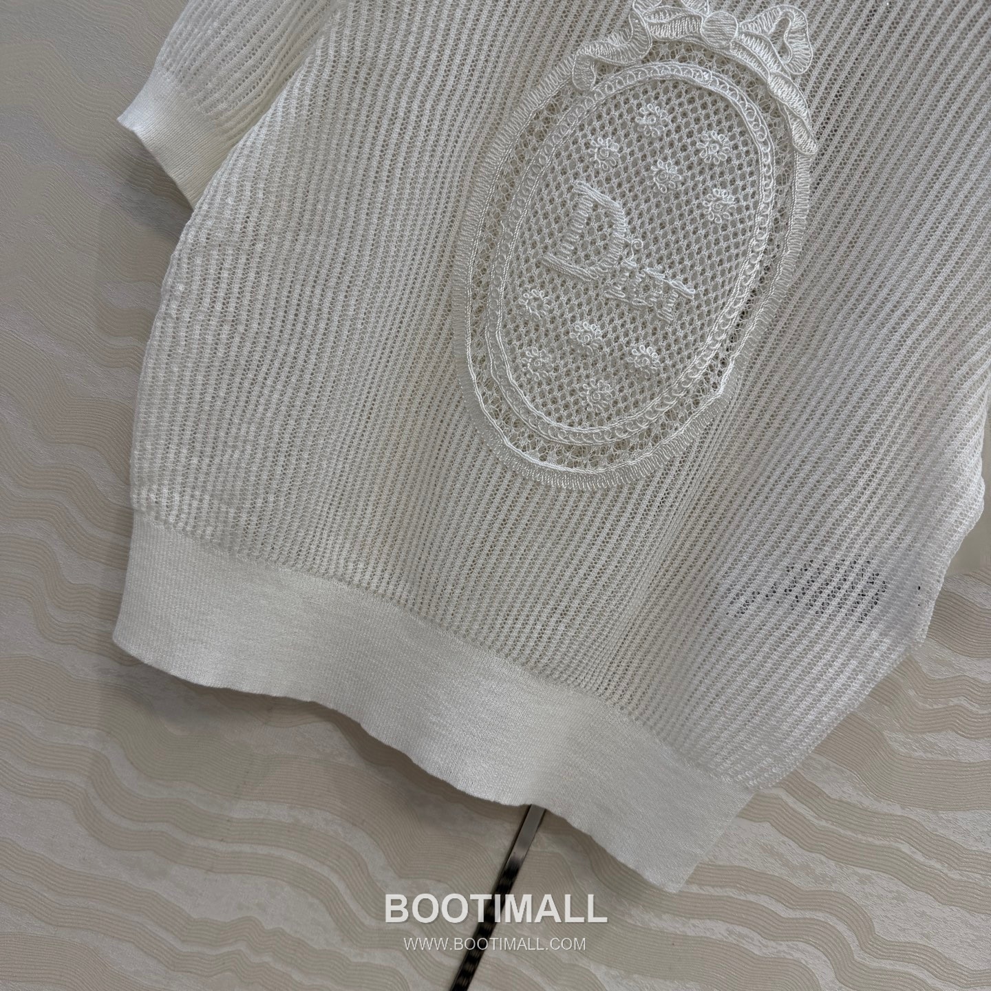 Dior SS26 Cotton Lace Embroidered Short Sleeve Blouse 디올 SS26 코튼 레이스 자수 반팔 화이트 블라우스 14