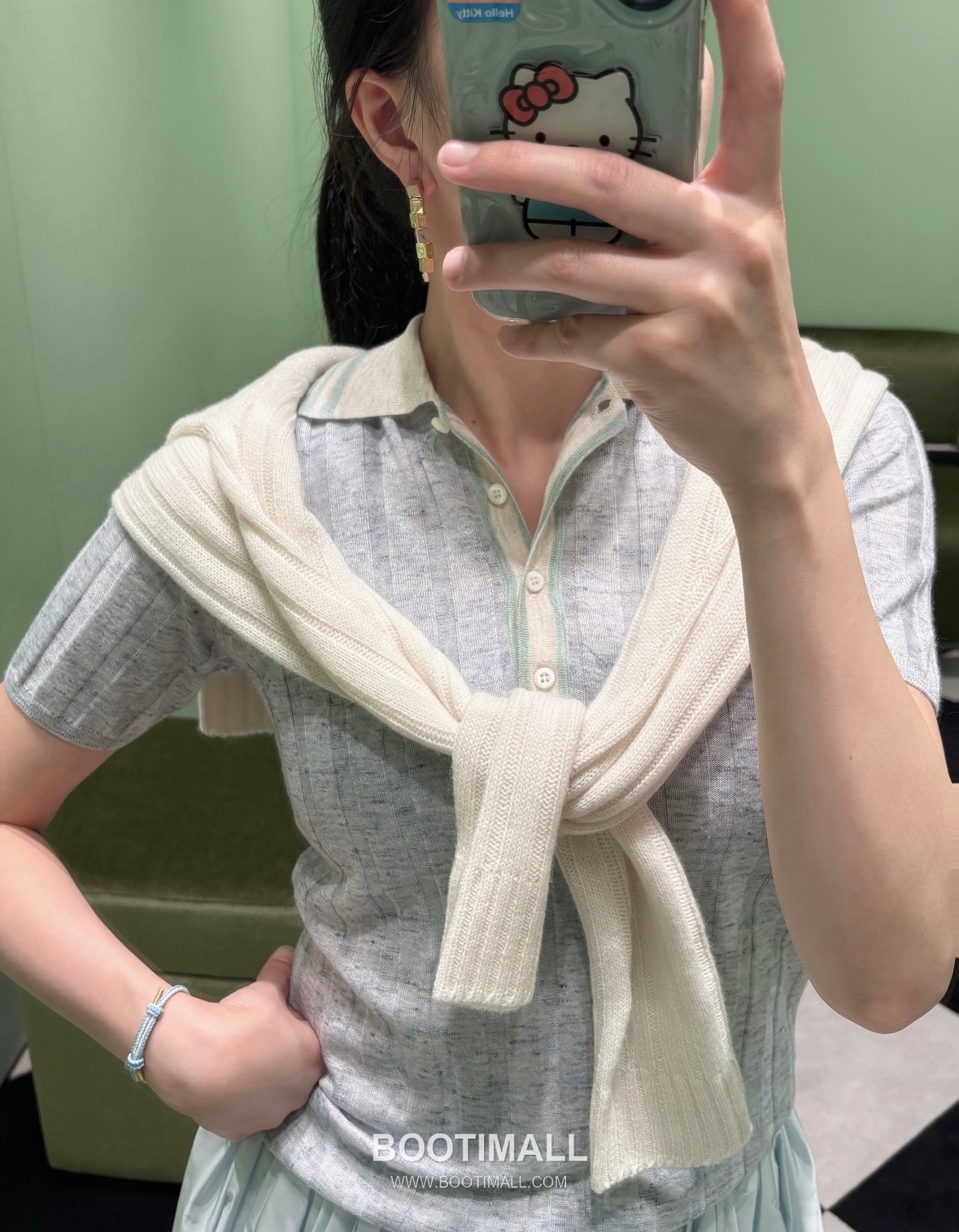 Prada SS26 Cotton Knit Polo T-Shirt Contrast Collar Button Logo 프라다 SS26 코튼 니트 폴로 반팔 티셔츠 배색 카라 버튼 로고 블루 티셔츠 1