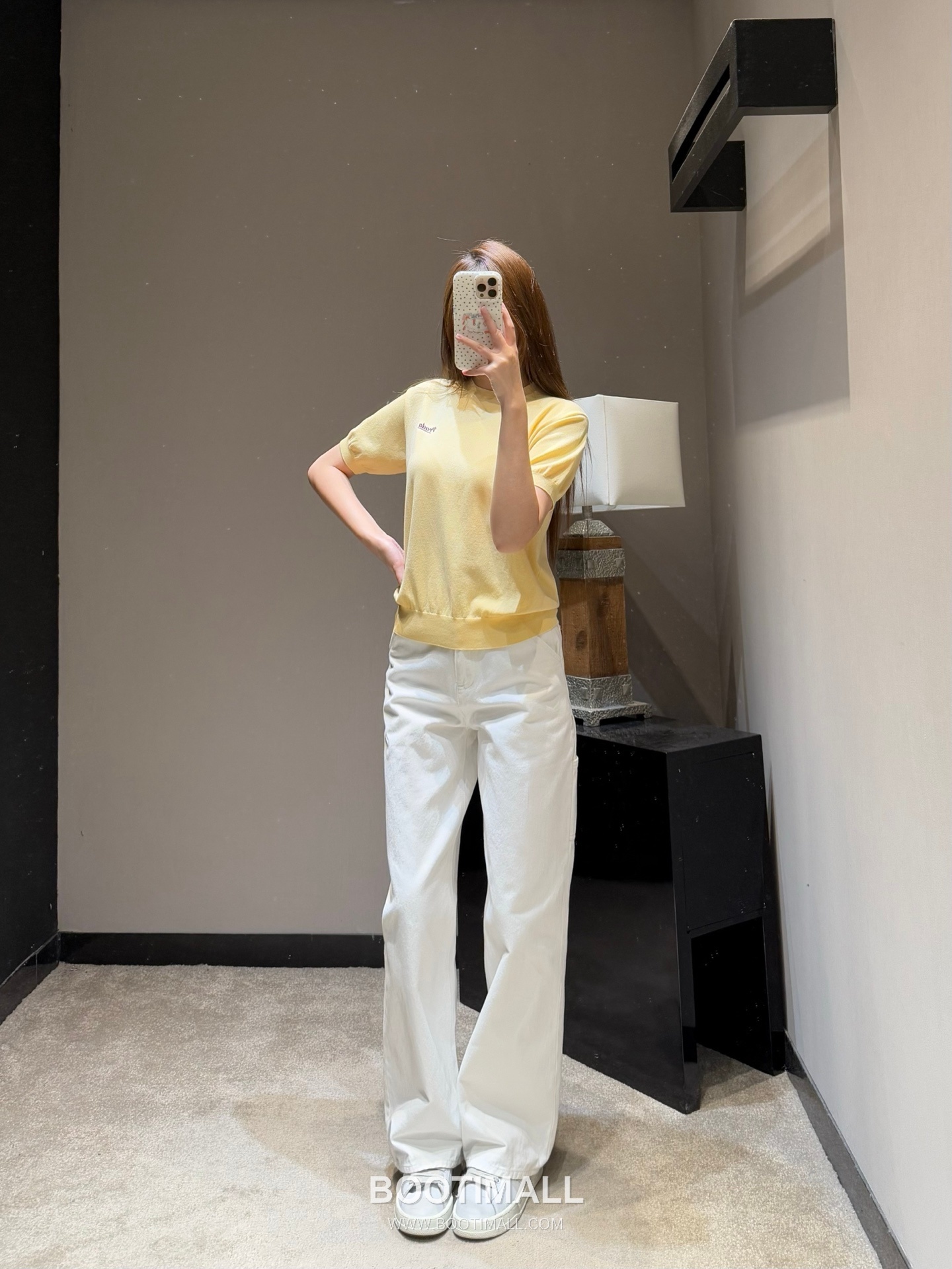 Prada SS26 Cotton Knit Short Sleeve T-Shirt Embroidery Logo 프라다 SS26 코튼 니트 반팔 티셔츠 자수 로고 옐로우 티셔츠 6