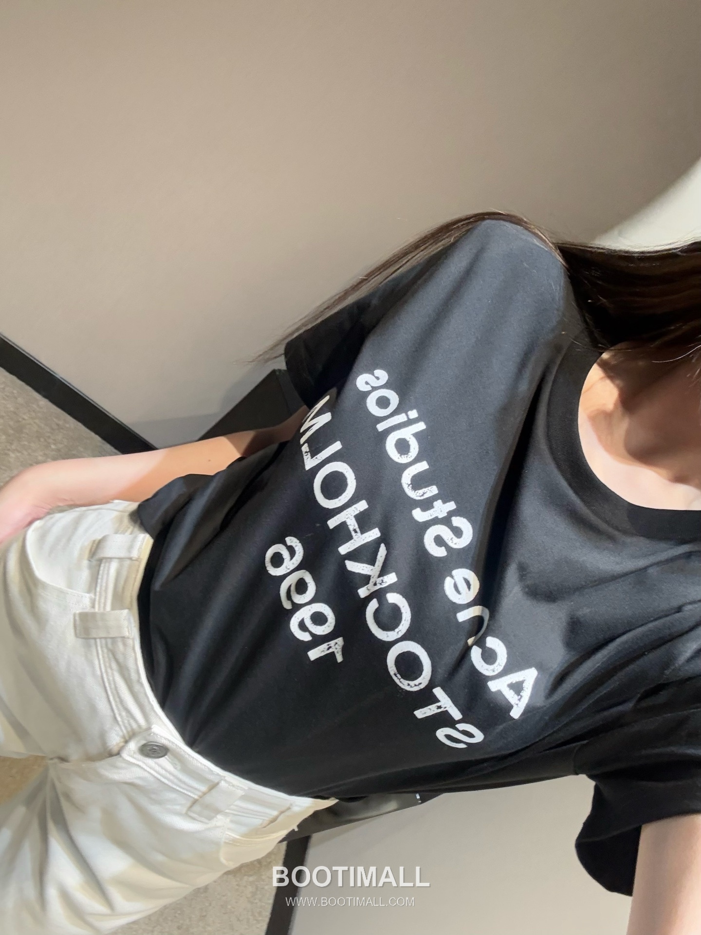 Acne Studios SS26 Cotton T-Shirt 1996 Logo Print 아크네스튜디오 SS26 코튼 티셔츠 1996 로고 프린트 블랙 티셔츠 5