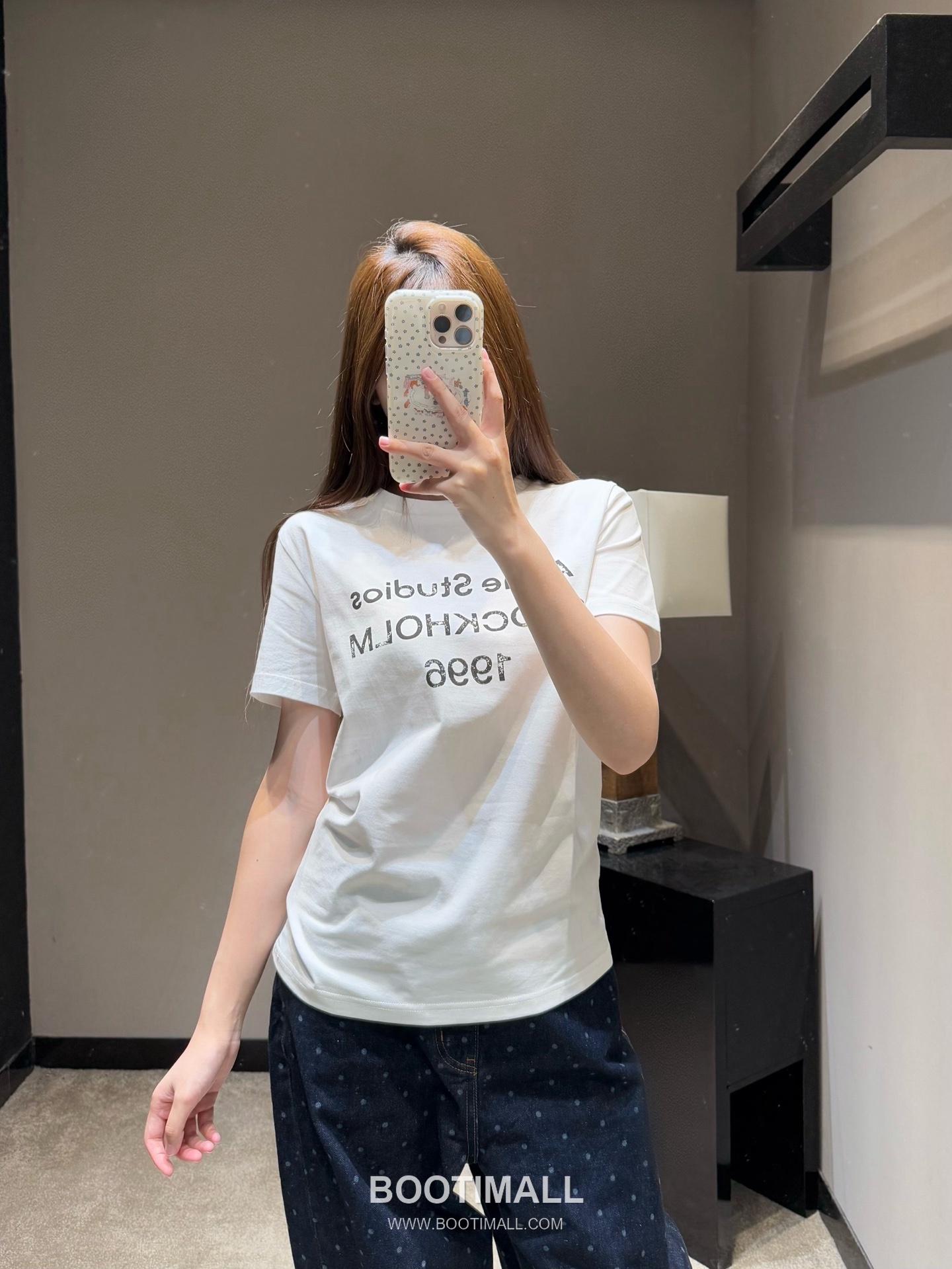 Acne Studios SS26 Cotton T-Shirt 1996 Logo Print 아크네스튜디오 SS26 코튼 티셔츠 1996 로고 프린트 블랙 티셔츠 1