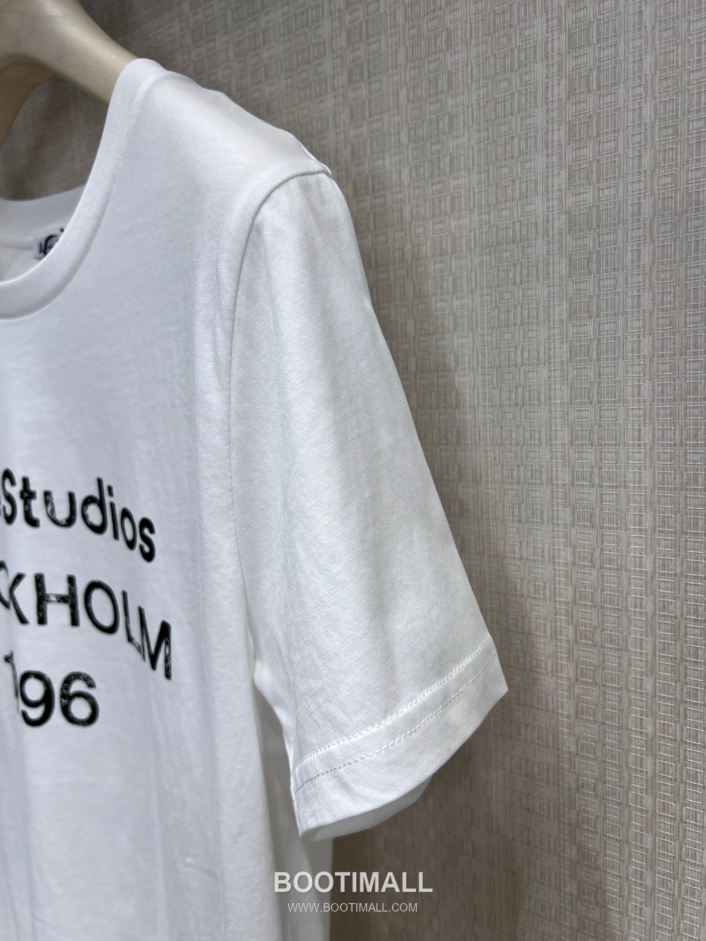 Acne Studios SS26 Cotton T-Shirt 1996 Logo Print 아크네스튜디오 SS26 코튼 티셔츠 1996 로고 프린트 블랙 티셔츠 15