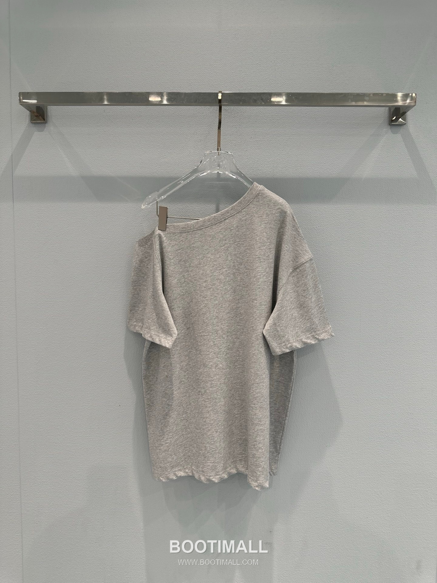 Maison Margiela SS26 Cotton T-Shirt One Shoulder Cartoon Print 아크네스튜디오 SS26 코튼 티셔츠 원숄더 카툰 프린트 그레이 티셔츠 10