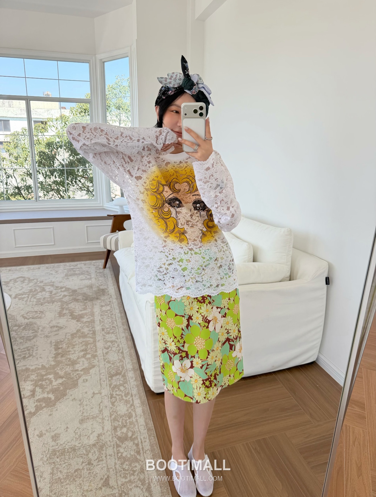 Pushbutton SS26 Polyester Lace Long Sleeve T-Shirt Graphic Print 푸시버튼 SS26 폴리에스터 레이스 긴팔 티셔츠 그래픽 프린트 화이트 티셔츠 4