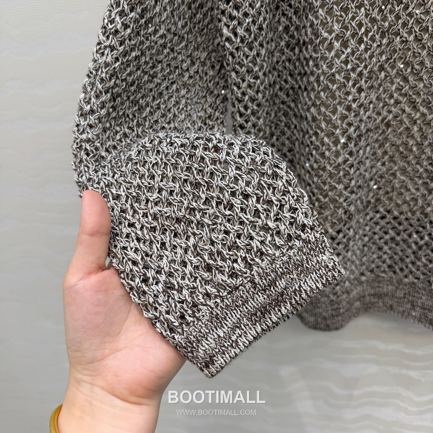 Balenciaga SS26 Linen Embroidered Sequin Openwork Loose Fit Top 발렌시아가 SS26 린넨 자수 시퀸 오픈워크 블랙 탑 5