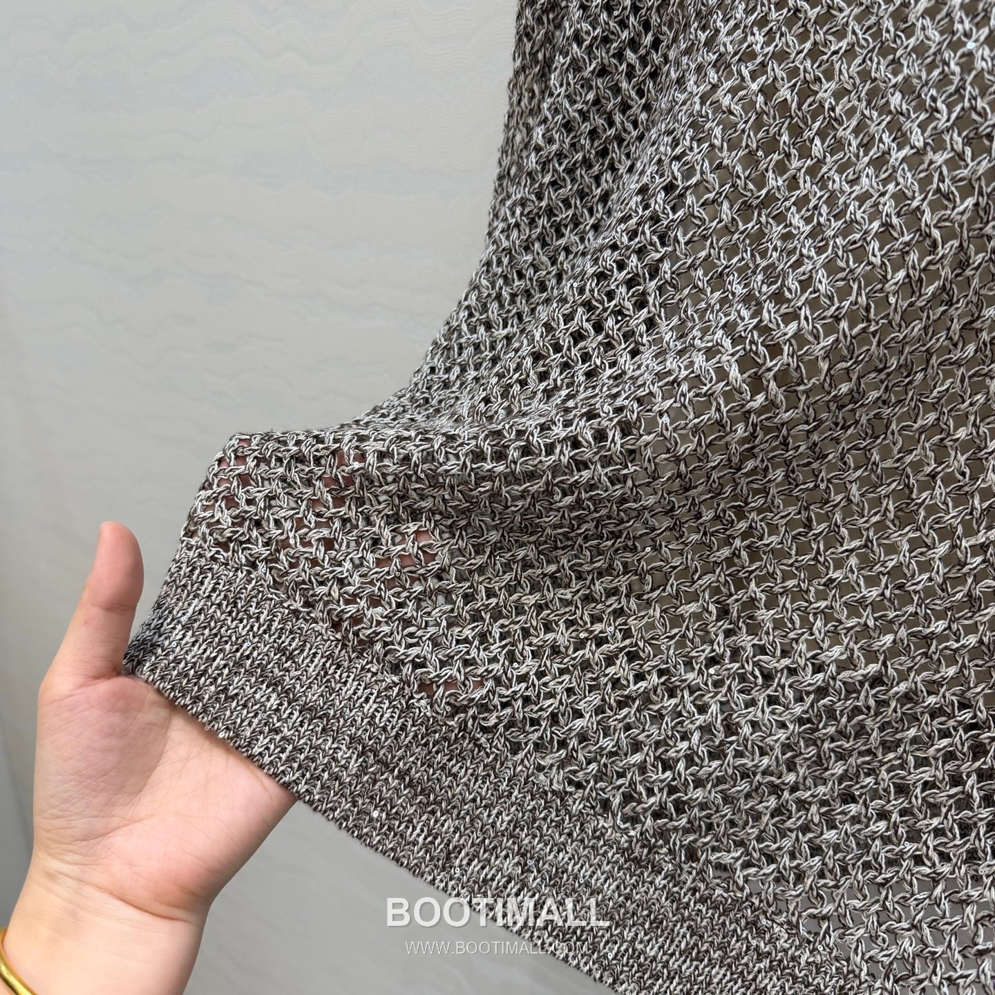 Balenciaga SS26 Linen Embroidered Sequin Openwork Loose Fit Top 발렌시아가 SS26 린넨 자수 시퀸 오픈워크 블랙 탑 7