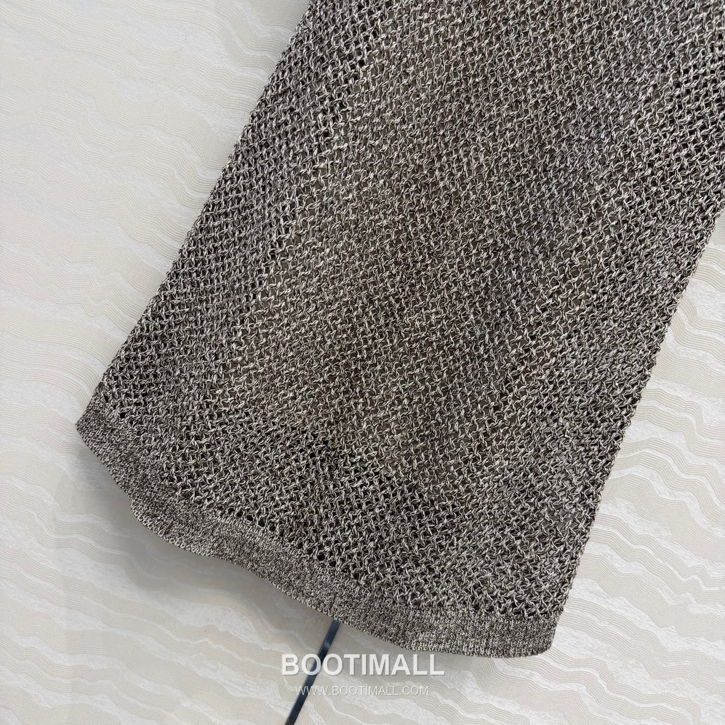 Balenciaga SS26 Linen Embroidered Sequin Openwork Loose Fit One Piece 발렌시아가 SS26 린넨 자수 시퀸 오픈워크 블랙 원피스 6