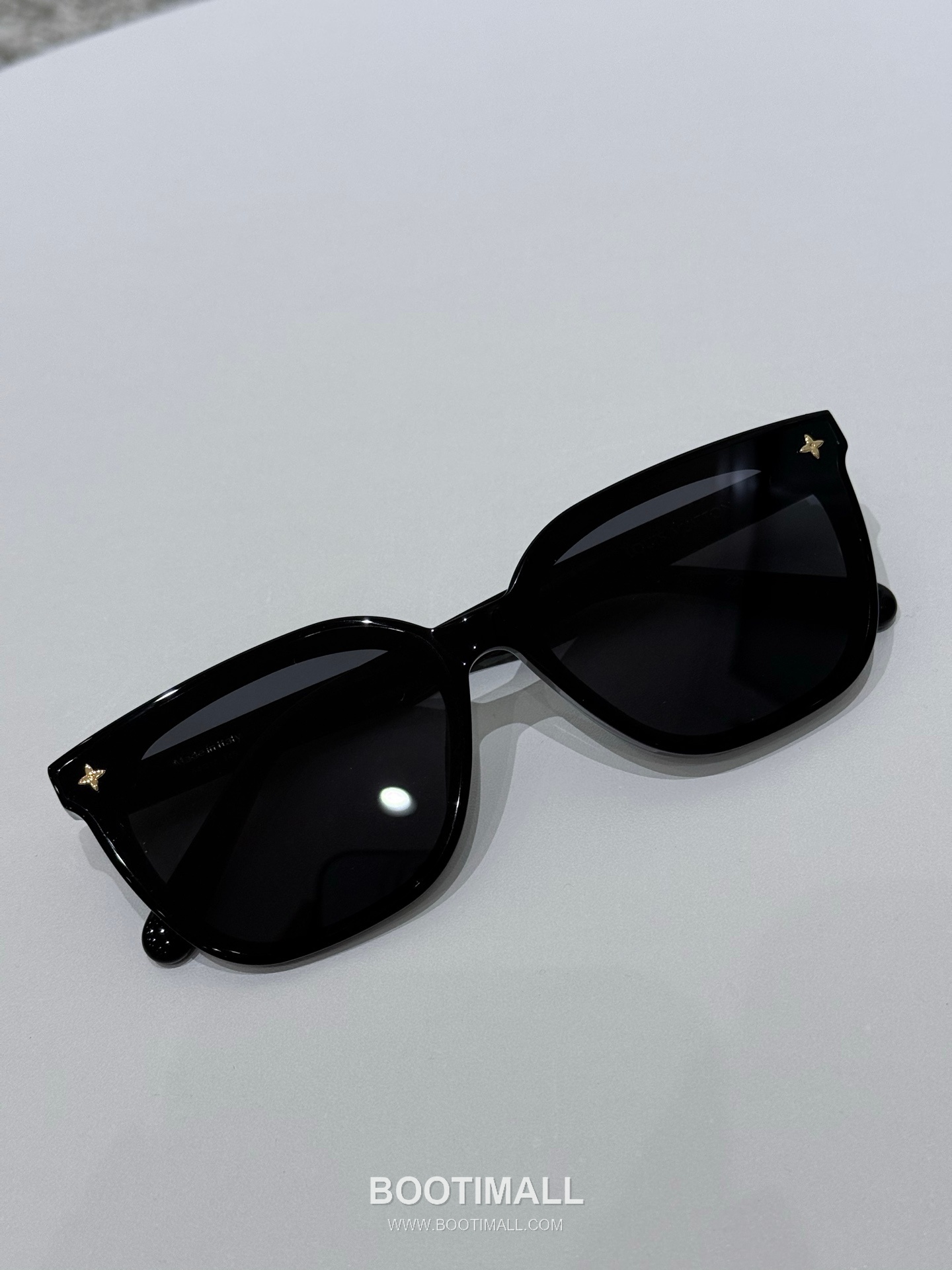 루이비통 Z2152U 아세테이트 블랙 선글라스 모노그램 로고 디테일 Louis Vuitton Z2152U Acetate Black Sunglasses Monogram Logo Detail 54mm 5
