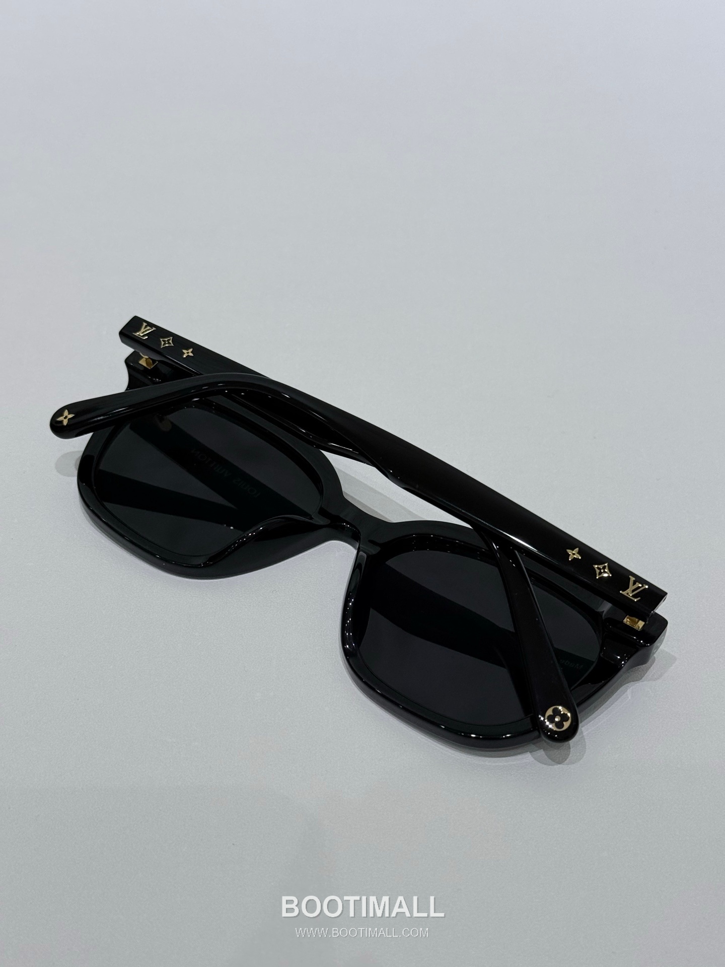 루이비통 Z2152U 아세테이트 블랙 선글라스 모노그램 로고 디테일 Louis Vuitton Z2152U Acetate Black Sunglasses Monogram Logo Detail 54mm 7