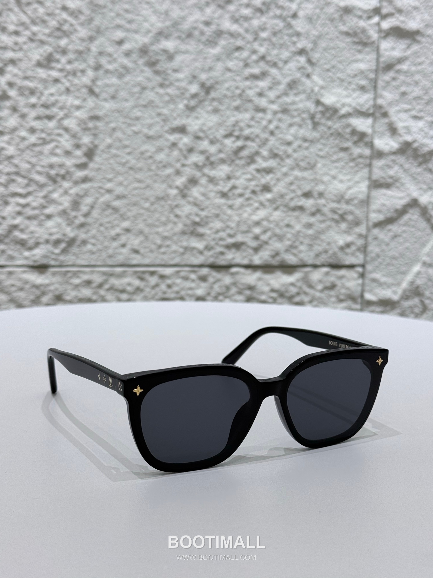 루이비통 Z2152U 아세테이트 블랙 선글라스 모노그램 로고 디테일 Louis Vuitton Z2152U Acetate Black Sunglasses Monogram Logo Detail 54mm 11