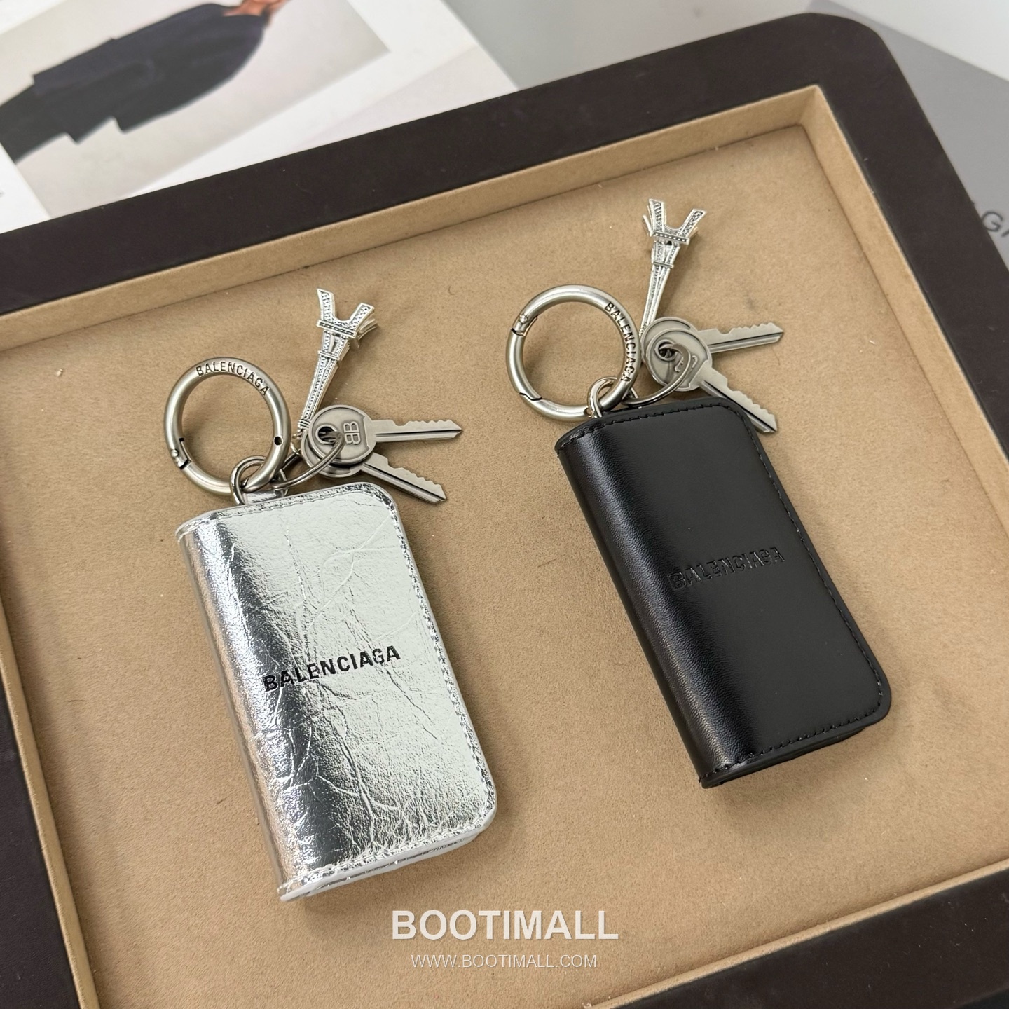 발렌시아가 에펠타워 카드 슬롯 레더 블랙 키링 카드지갑 Balenciaga Eiffel Tower Card Slot Leather Black Keyring Card Holder 10cm 2