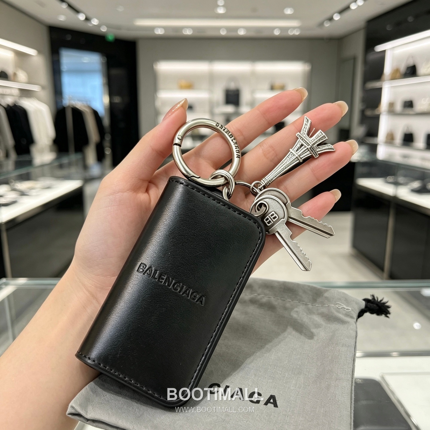 발렌시아가 에펠타워 카드 슬롯 레더 블랙 키링 카드지갑 Balenciaga Eiffel Tower Card Slot Leather Black Keyring Card Holder 10cm 6