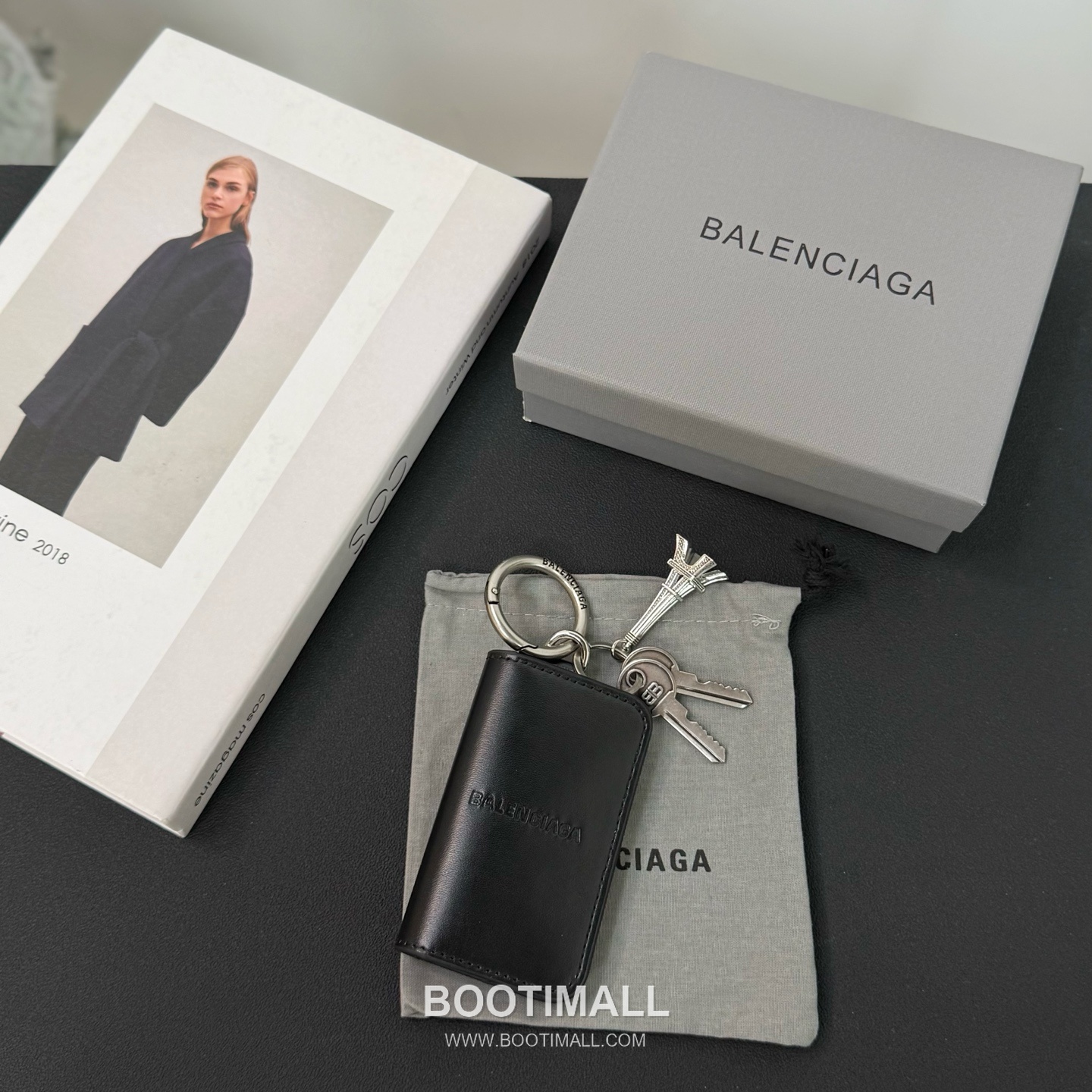 발렌시아가 에펠타워 카드 슬롯 레더 블랙 키링 카드지갑 Balenciaga Eiffel Tower Card Slot Leather Black Keyring Card Holder 10cm 12