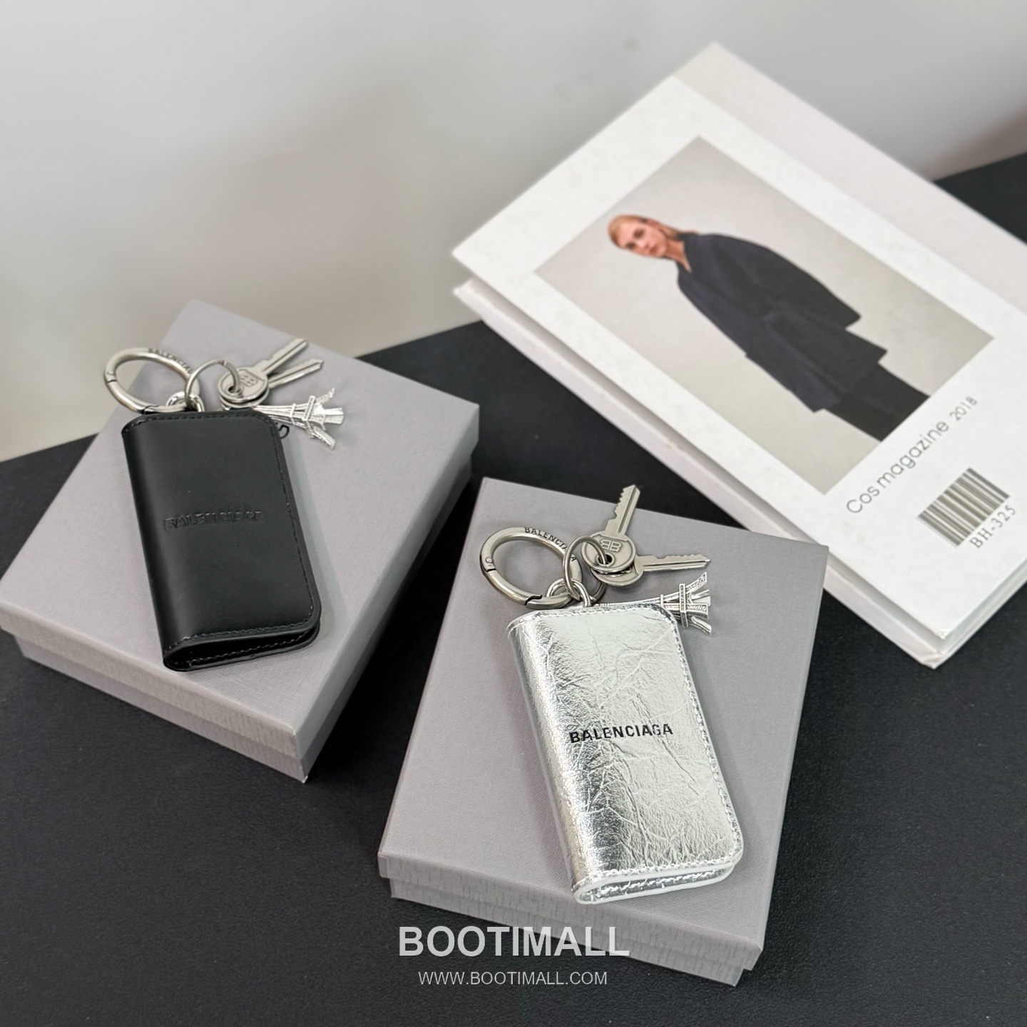 발렌시아가 에펠타워 카드 슬롯 레더 블랙 키링 카드지갑 Balenciaga Eiffel Tower Card Slot Leather Black Keyring Card Holder 10cm 14