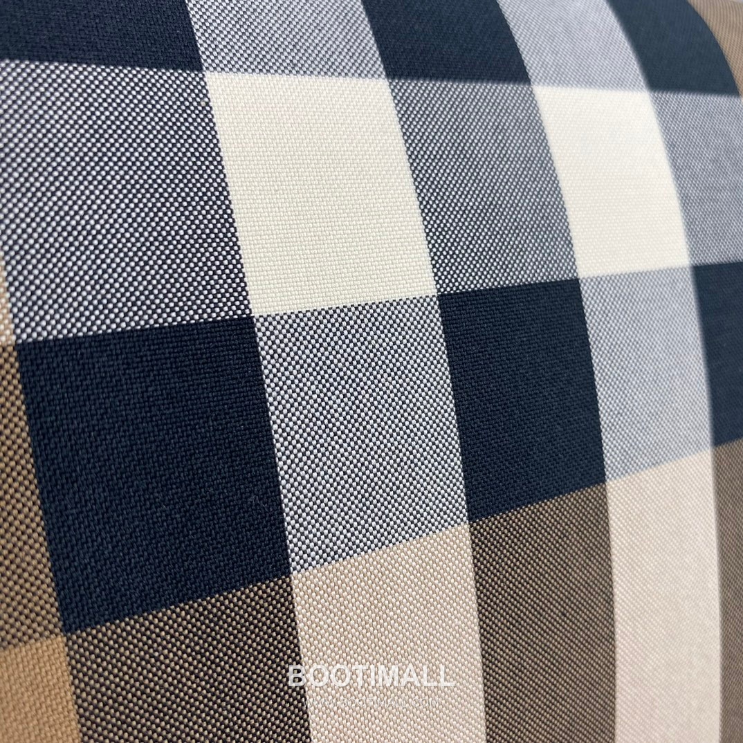 버버리 체크 캔버스 카프스킨 브라운 백팩 Burberry Check Canvas Calfskin Brown Backpack 42.5cm 9