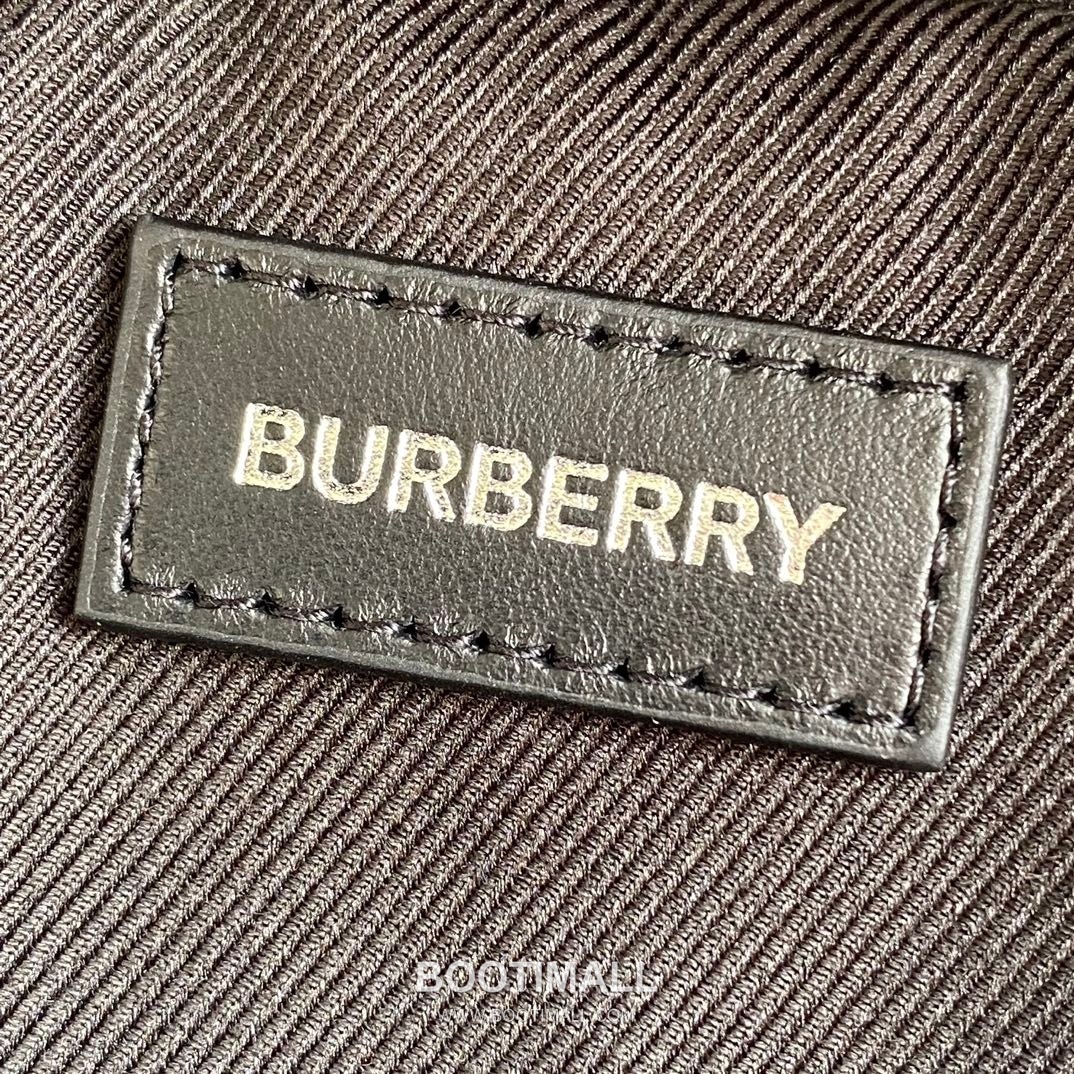 버버리 체크 캔버스 카프스킨 브라운 백팩 Burberry Check Canvas Calfskin Brown Backpack 42.5cm 13