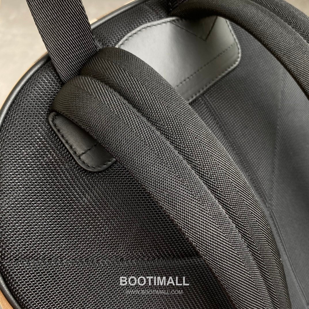 버버리 체크 캔버스 카프스킨 브라운 백팩 Burberry Check Canvas Calfskin Brown Backpack 42.5cm 33