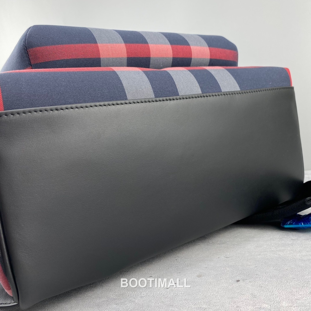 버버리 체크 캔버스 카프스킨 브라운 백팩 Burberry Check Canvas Calfskin Brown Backpack 42.5cm 13