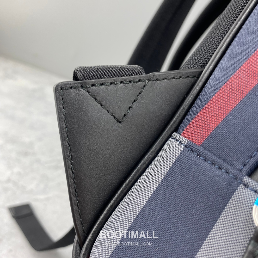 버버리 체크 캔버스 카프스킨 브라운 백팩 Burberry Check Canvas Calfskin Brown Backpack 42.5cm 18