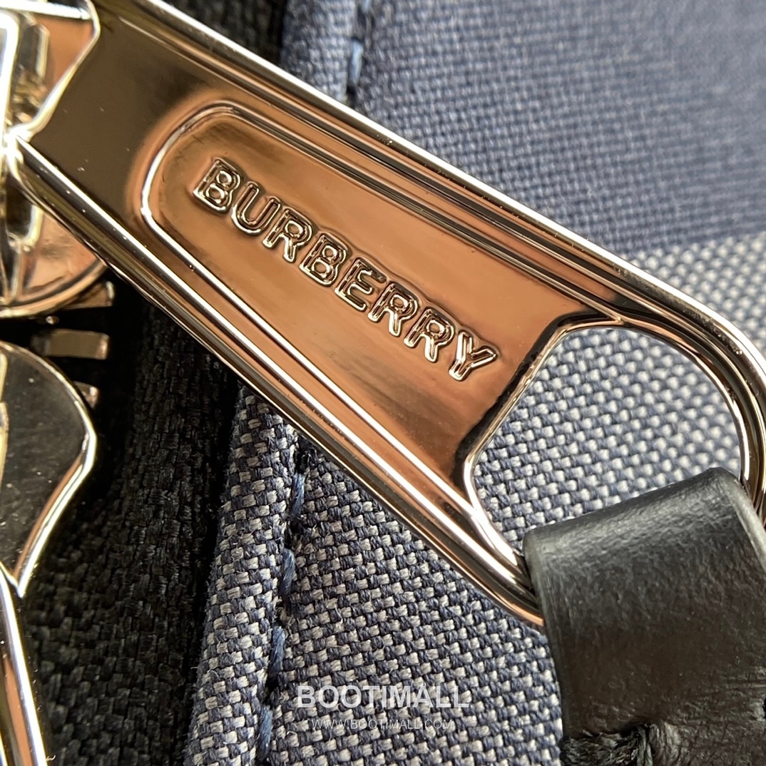 버버리 체크 캔버스 카프스킨 브라운 백팩 Burberry Check Canvas Calfskin Brown Backpack 42.5cm 22