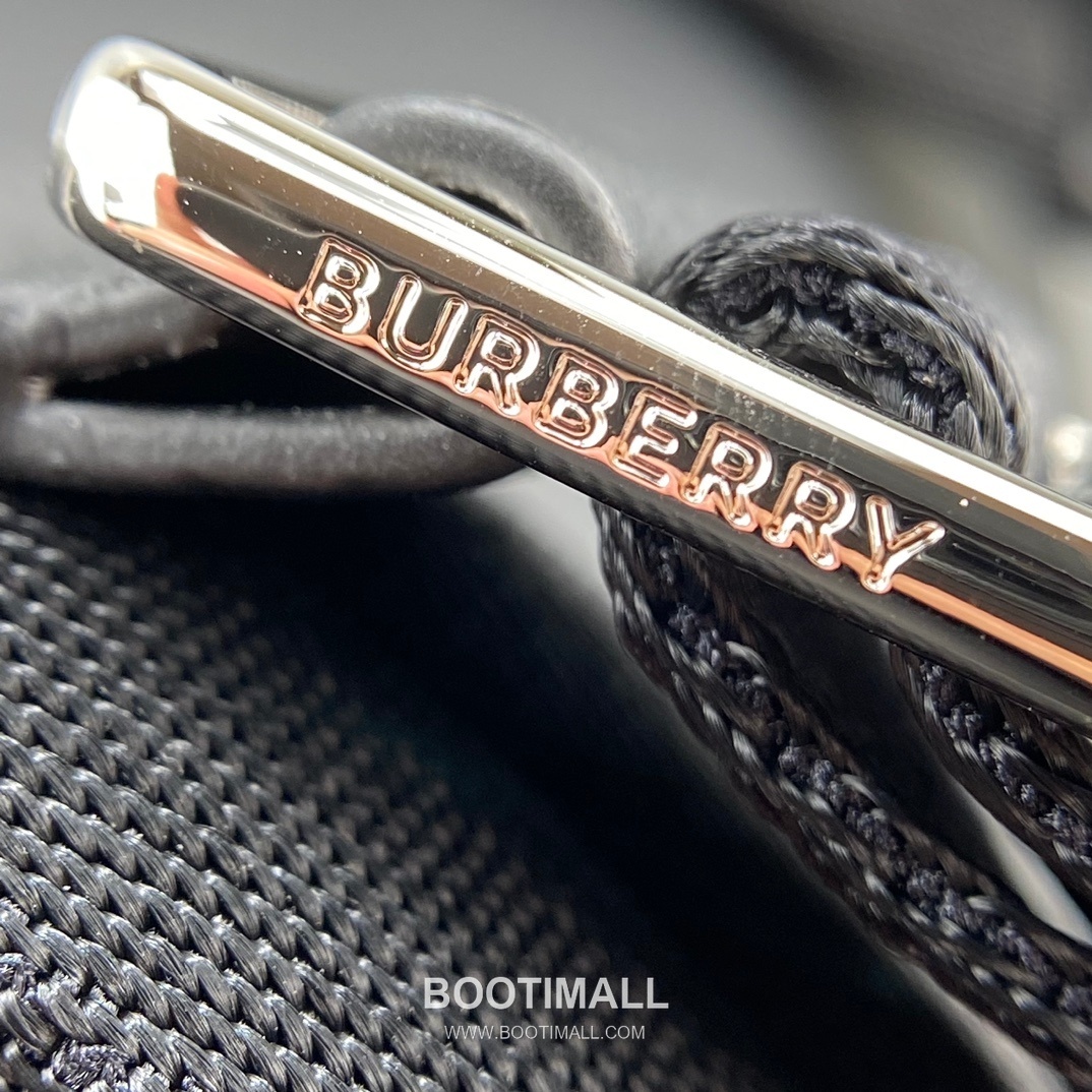 버버리 체크 캔버스 카프스킨 브라운 백팩 Burberry Check Canvas Calfskin Brown Backpack 42.5cm 26