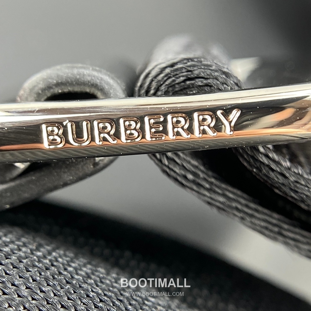 버버리 체크 캔버스 카프스킨 브라운 백팩 Burberry Check Canvas Calfskin Brown Backpack 42.5cm 28