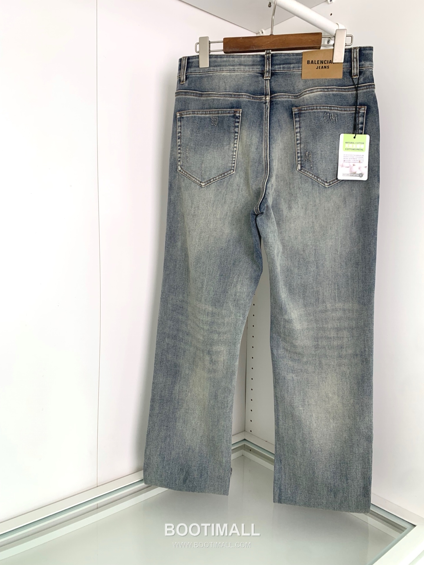 발렌시아가 2026 SS 코튼 데님 블루 워싱 로고 자수 스트레이트핏 진 Balenciaga 2026 SS Cotton Denim Blue Washed Logo Embroidered Straight Fit Jeans D29573 M 2