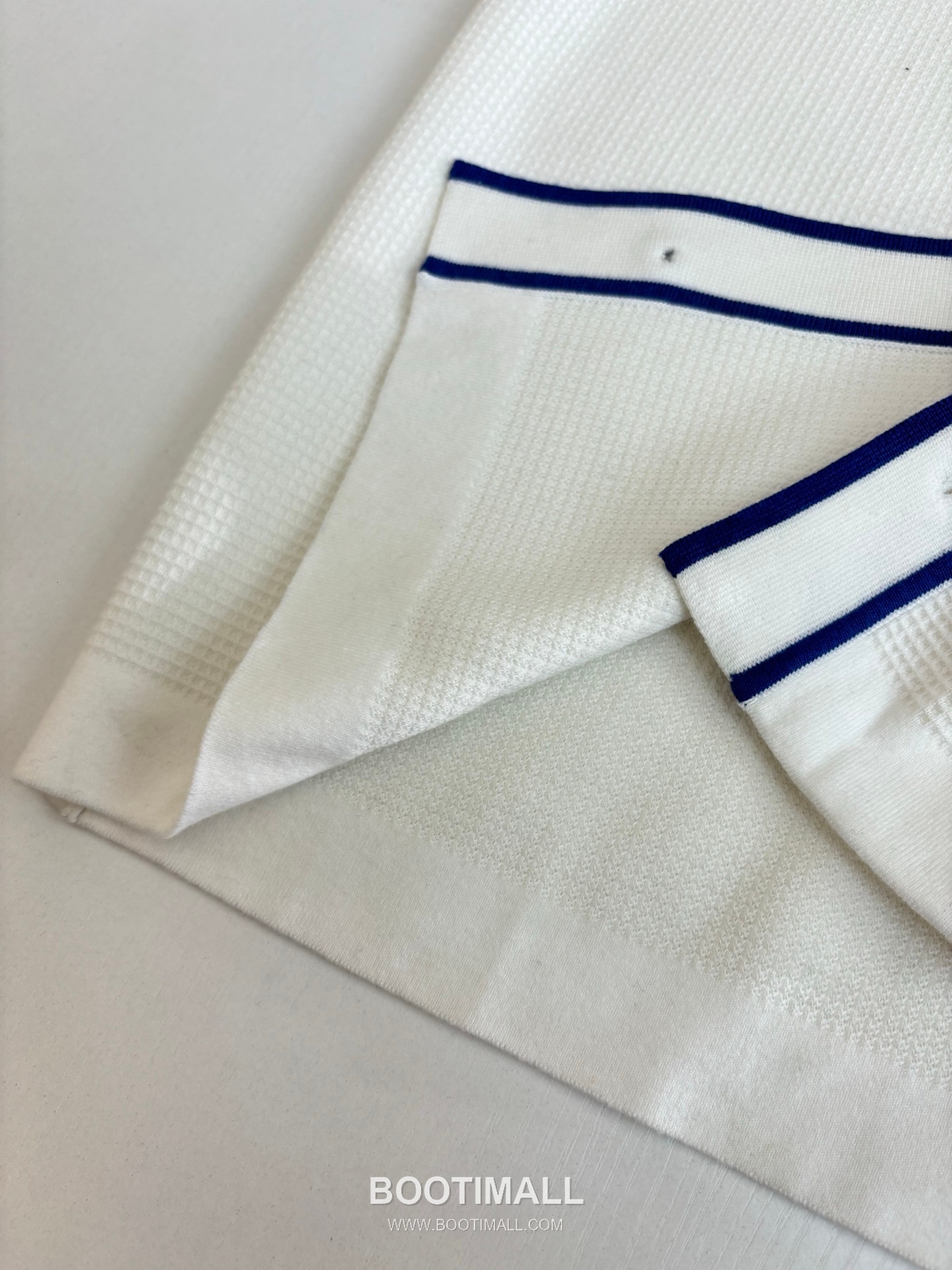 루이비통 2026 SS 코튼 실크 블루 로고 자수 와플 니트 반팔 화이트 가디건 Louis Vuitton 2026 SS Cotton Silk Blue Logo Embroidered Waffle Knit Short Sleeve Cardigan D31563 M 8