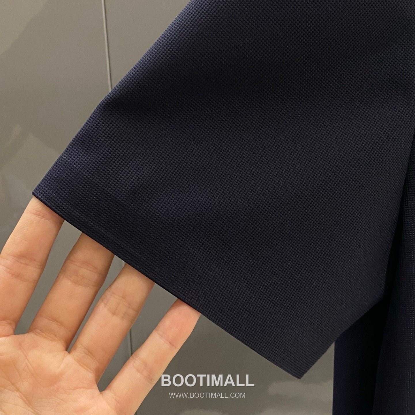 버버리 2026 FW 나일론 스판 블랙 로고 패치 와플 니트 카라 반팔 블랙 티셔츠 Burberry 2026 FW Nylon Spandex Black Logo Patch Waffle Knit Polo Short Sleeve T-Shirt D23526 52 7