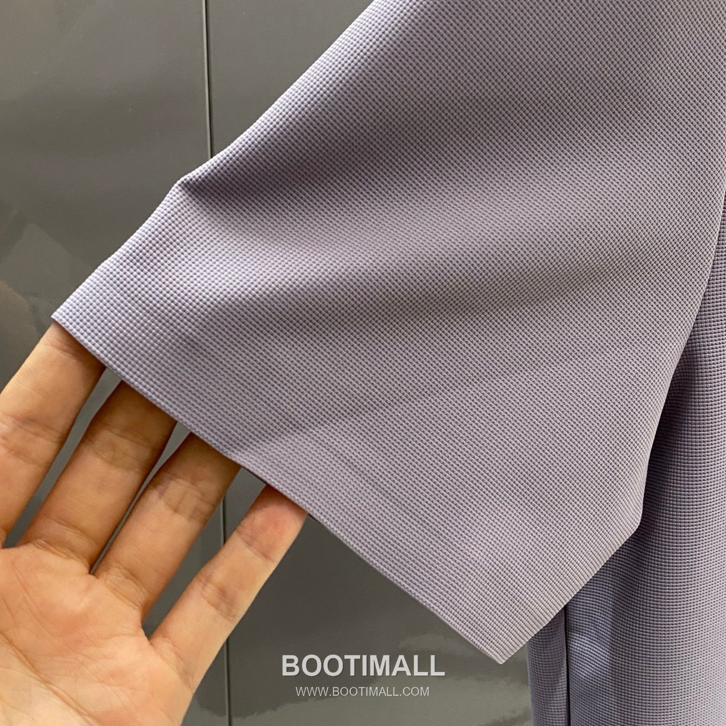 버버리 2026 FW 나일론 스판 블랙 로고 패치 와플 니트 카라 반팔 퍼플 티셔츠 Burberry 2026 FW Nylon Spandex Black Logo Patch Waffle Knit Polo Short Sleeve T-Shirt D23526 52 6