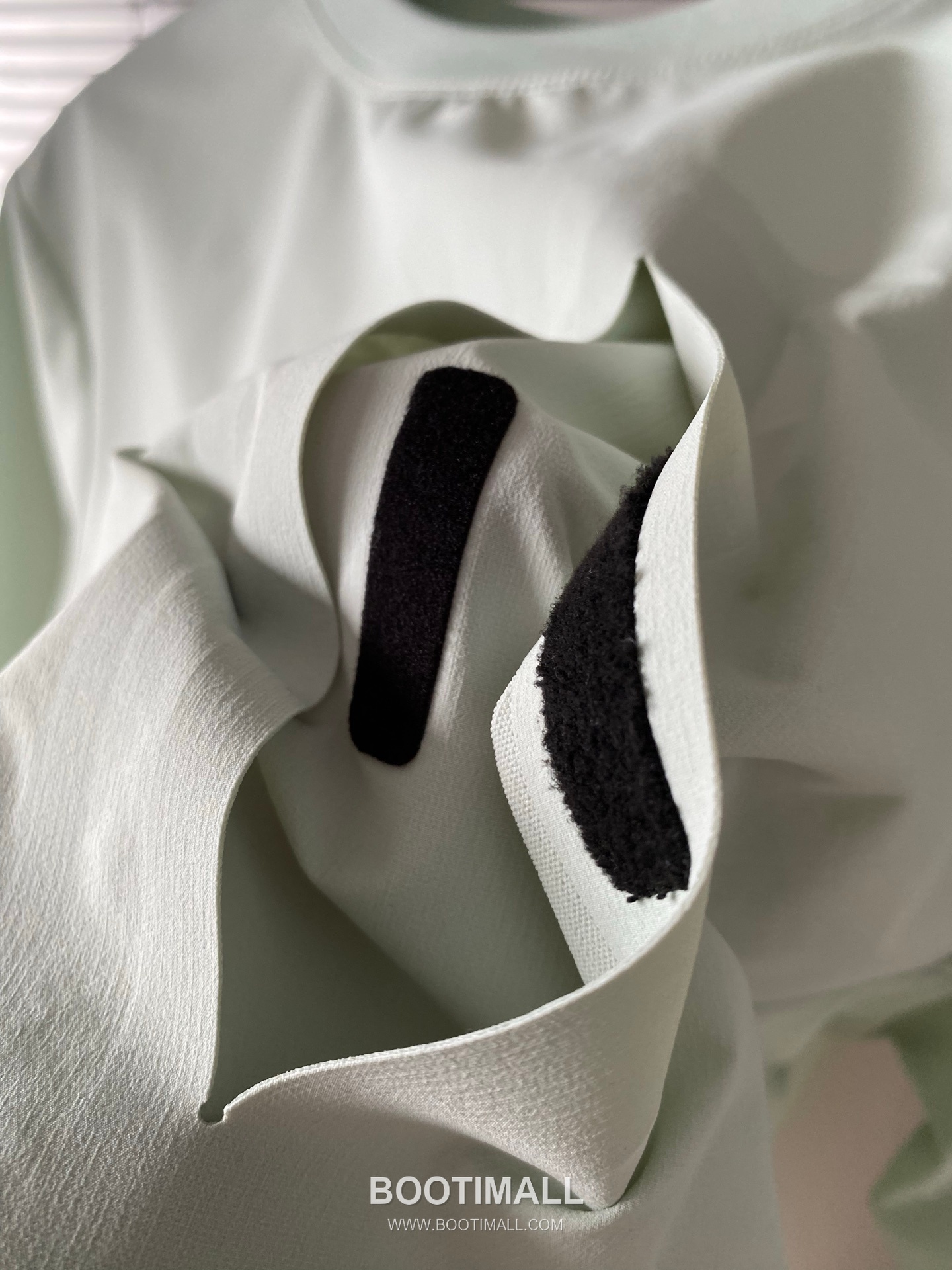 데상트 2026 SS 나일론 스판 블랙 로고 프린트 아이스 쿨링 반팔 라임 티셔츠 Descente 2026 SS Nylon Spandex Black Logo Print Ice Cooling Short Sleeve T-Shirt D14544 M 6