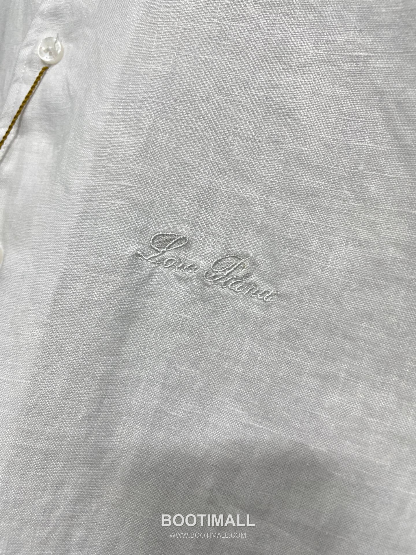 로로피아나 2026 SS 린넨 브라운 로고 자수 클래식 레귤러핏 셔츠 화이트 Loro Piana 2026 SS Linen Brown Logo Embroidered Classic Regular Fit Shirt D31544 M 4