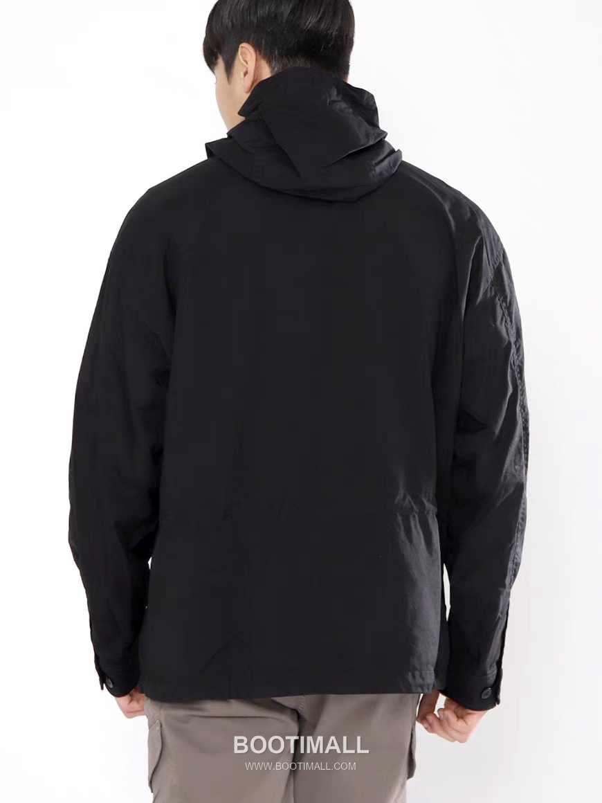 씨피컴퍼니 2026 SS 나일론 블랙 로고 지퍼 포켓 후드 기능성 재킷 C.P. Company 2026 SS Nylon Black Logo Zip Pocket Hooded Functional Jacket 14