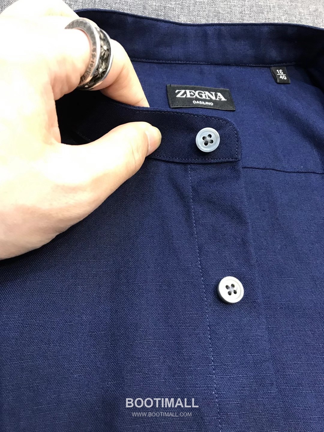 제냐 2026 SS 린넨 화이트 스탠드칼라 히든버튼 레귤러핏 네이비 셔츠 Zegna 2026 SS Linen White Stand Collar Hidden Button Regular Fit Shirt D27564 S 7