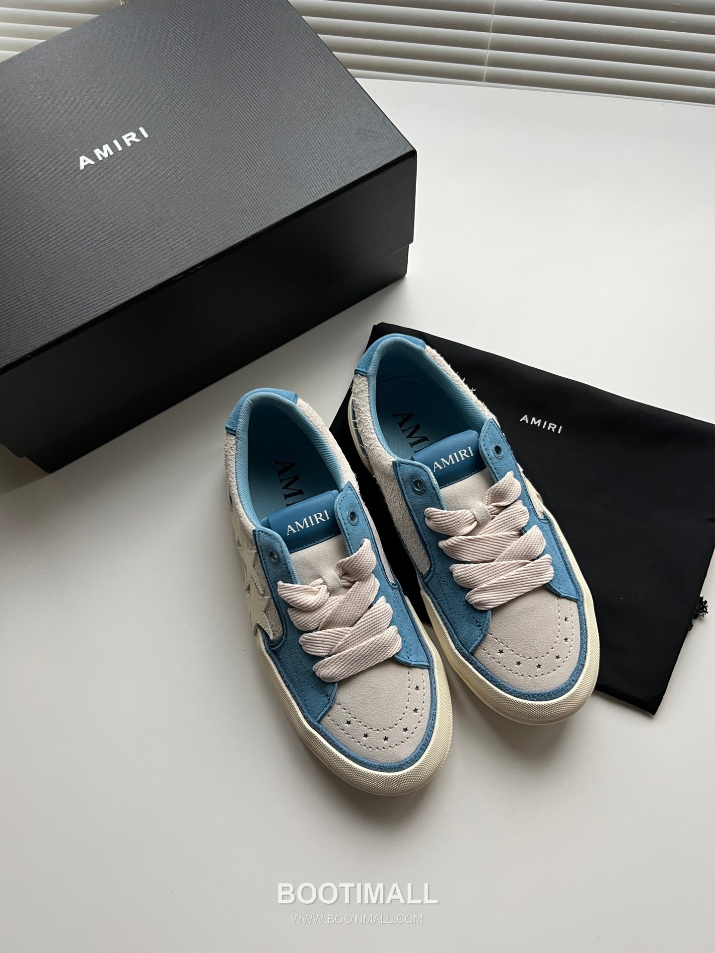 아미리 선셋 스케이트 로우 스웨이드 핑크 스타 로고 스니커즈 코발트 AMIRI SUNSET SKATE LOW Suede Pink Star Logo Sneakers 1