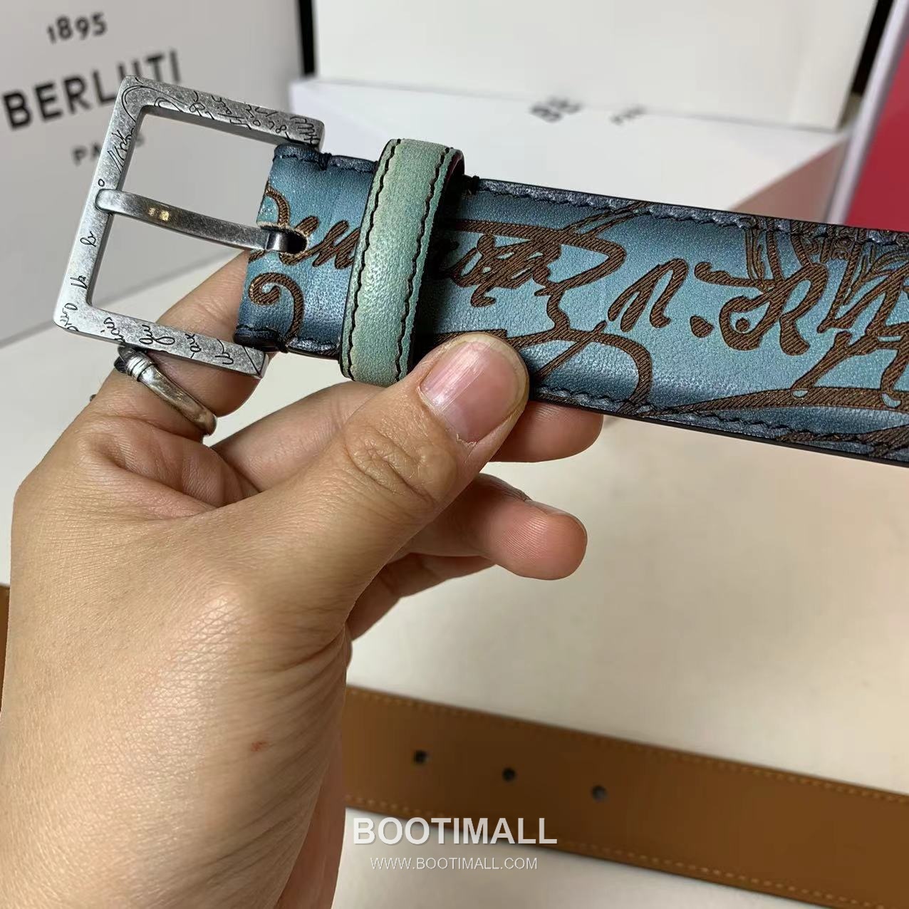 벨루티 베네치아 카프스킨 블랙 브라운 리버서블 벨트 핀버클 파티나 염색 Berluti Venezia Calfskin Reversible Belt with Pin Buckle Patina Black Brown 3.5cm 1