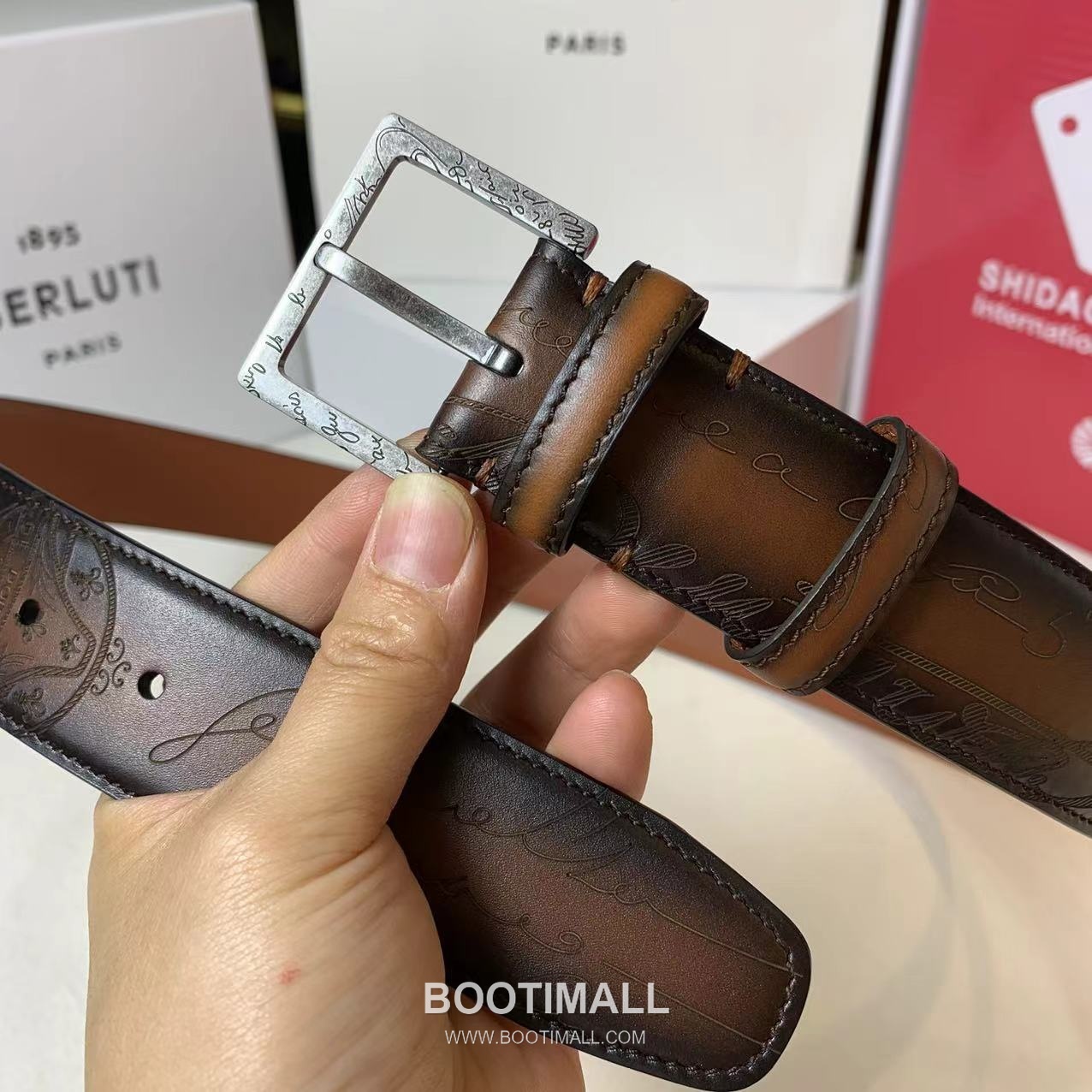 벨루티 베네치아 카프스킨 블랙 브라운 리버서블 벨트 핀버클 파티나 염색 Berluti Venezia Calfskin Reversible Belt with Pin Buckle Patina Black Brown 3.5cm 1