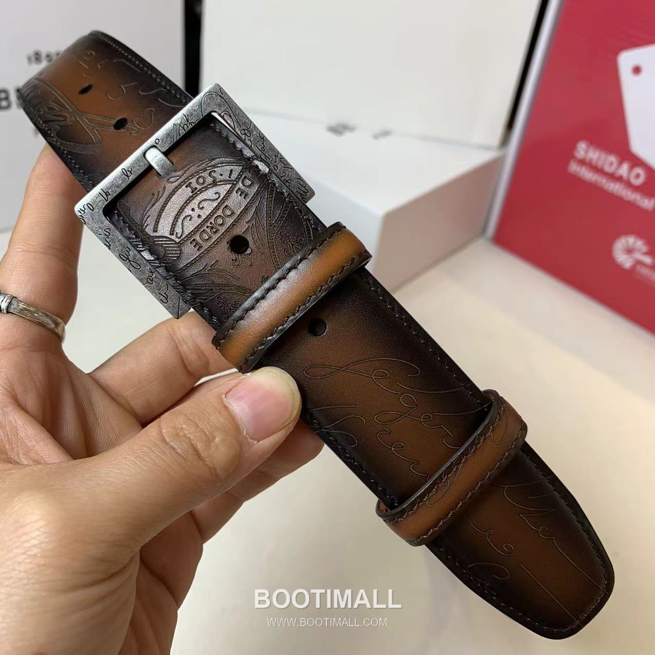 벨루티 베네치아 카프스킨 블랙 브라운 리버서블 벨트 핀버클 파티나 염색 Berluti Venezia Calfskin Reversible Belt with Pin Buckle Patina Black Brown 3.5cm 4