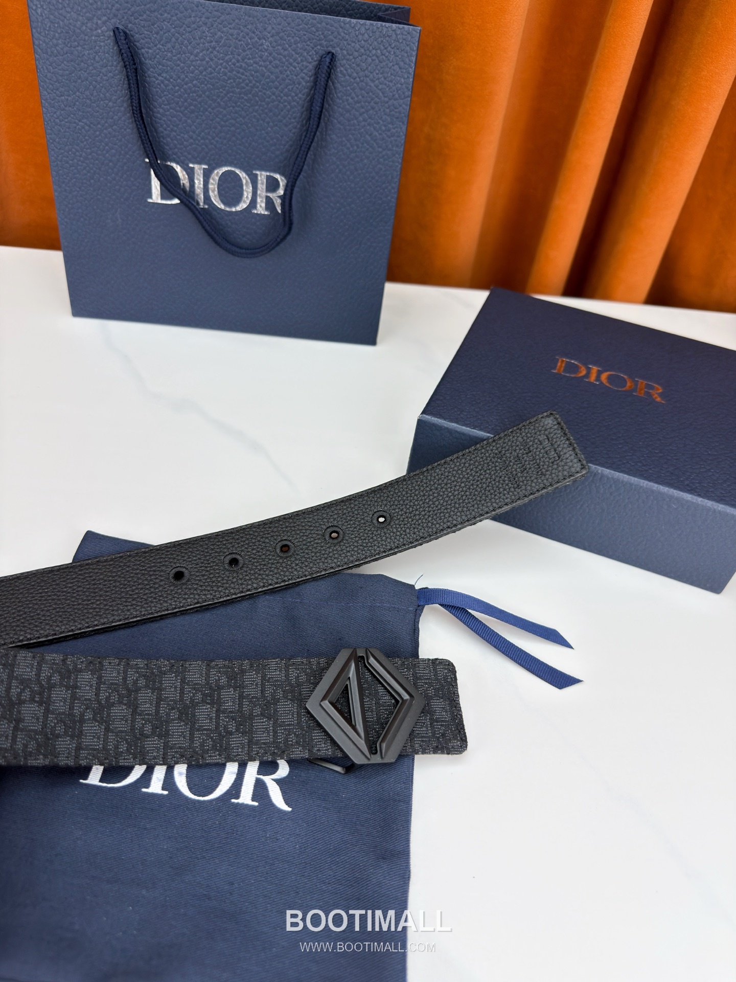 디올 오블리크 자카드 캔버스 블랙 네이비 리버서블 벨트 로고 다이아몬드 컷아웃 버클 Dior Oblique Jacquard Canvas Reversible Belt with Logo Diamond Cutout Buckle 4.0cm 5